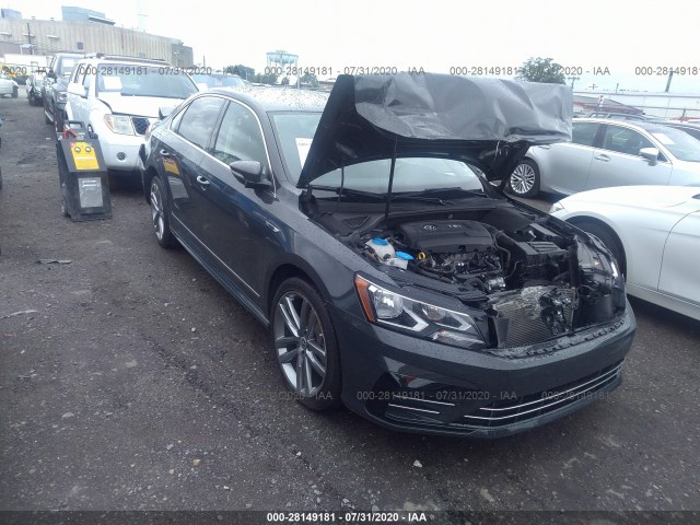 VOLKSWAGEN PASSAT 2017 1vwdt7a33hc077804