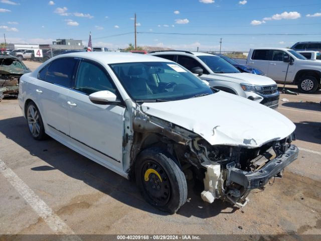 VOLKSWAGEN PASSAT 2017 1vwdt7a35hc065511