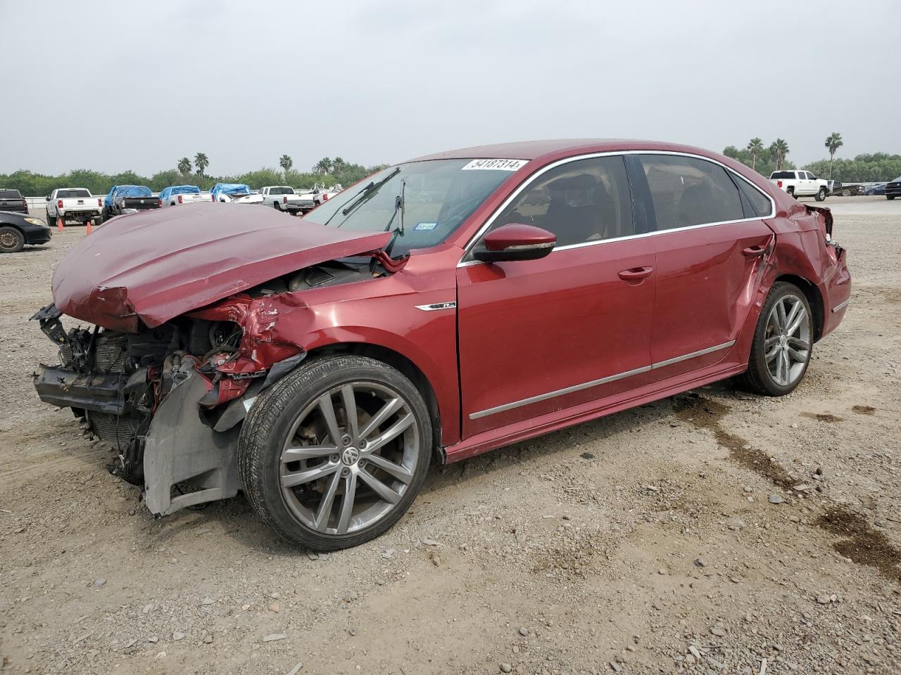 VOLKSWAGEN PASSAT 2017 1vwdt7a36hc057661