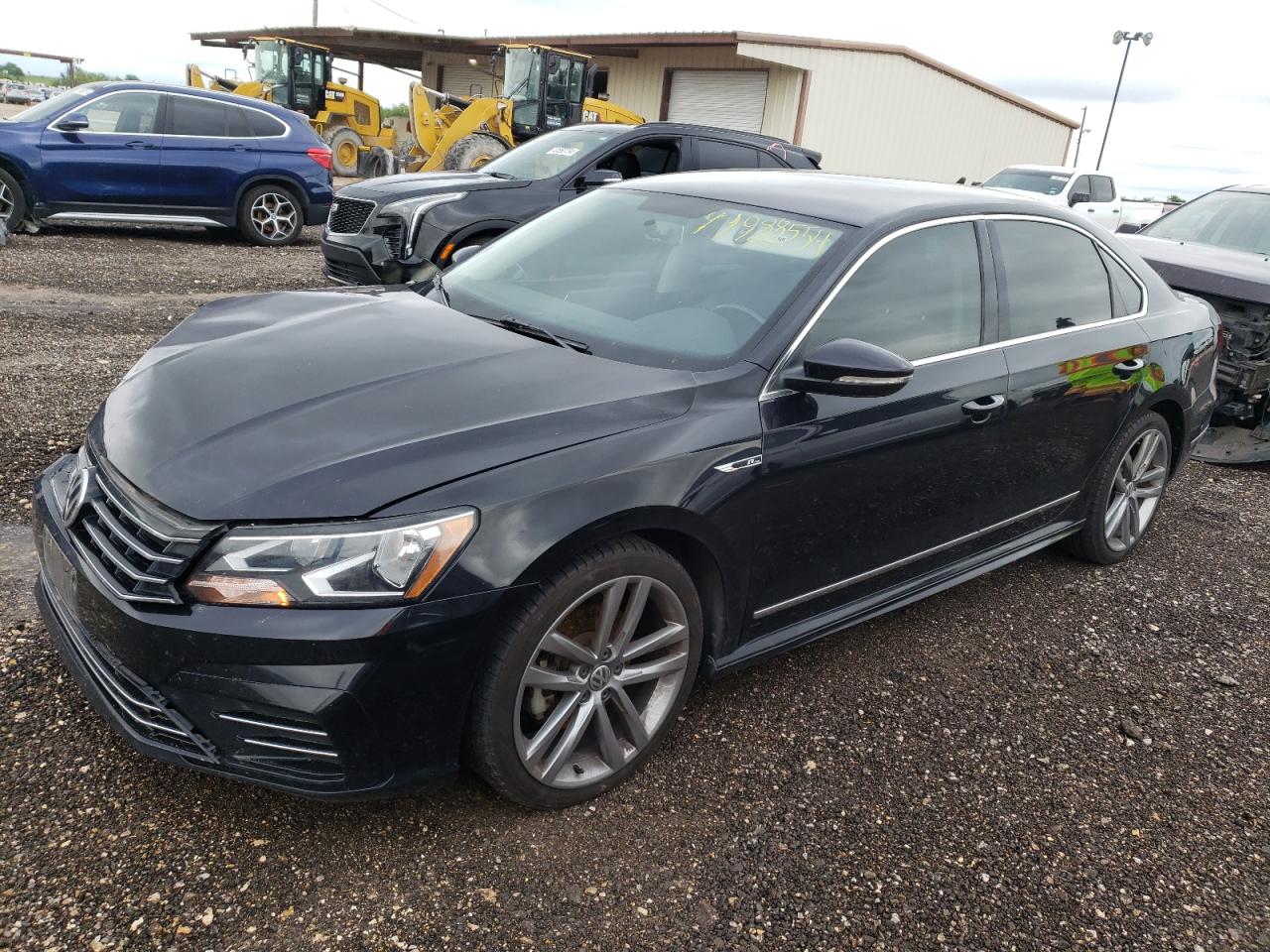 VOLKSWAGEN PASSAT 2017 1vwdt7a37hc055935