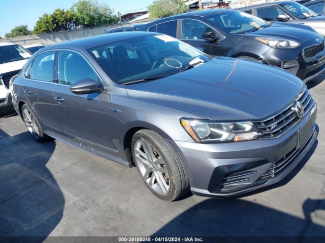 VOLKSWAGEN PASSAT 2017 1vwdt7a38hc049464