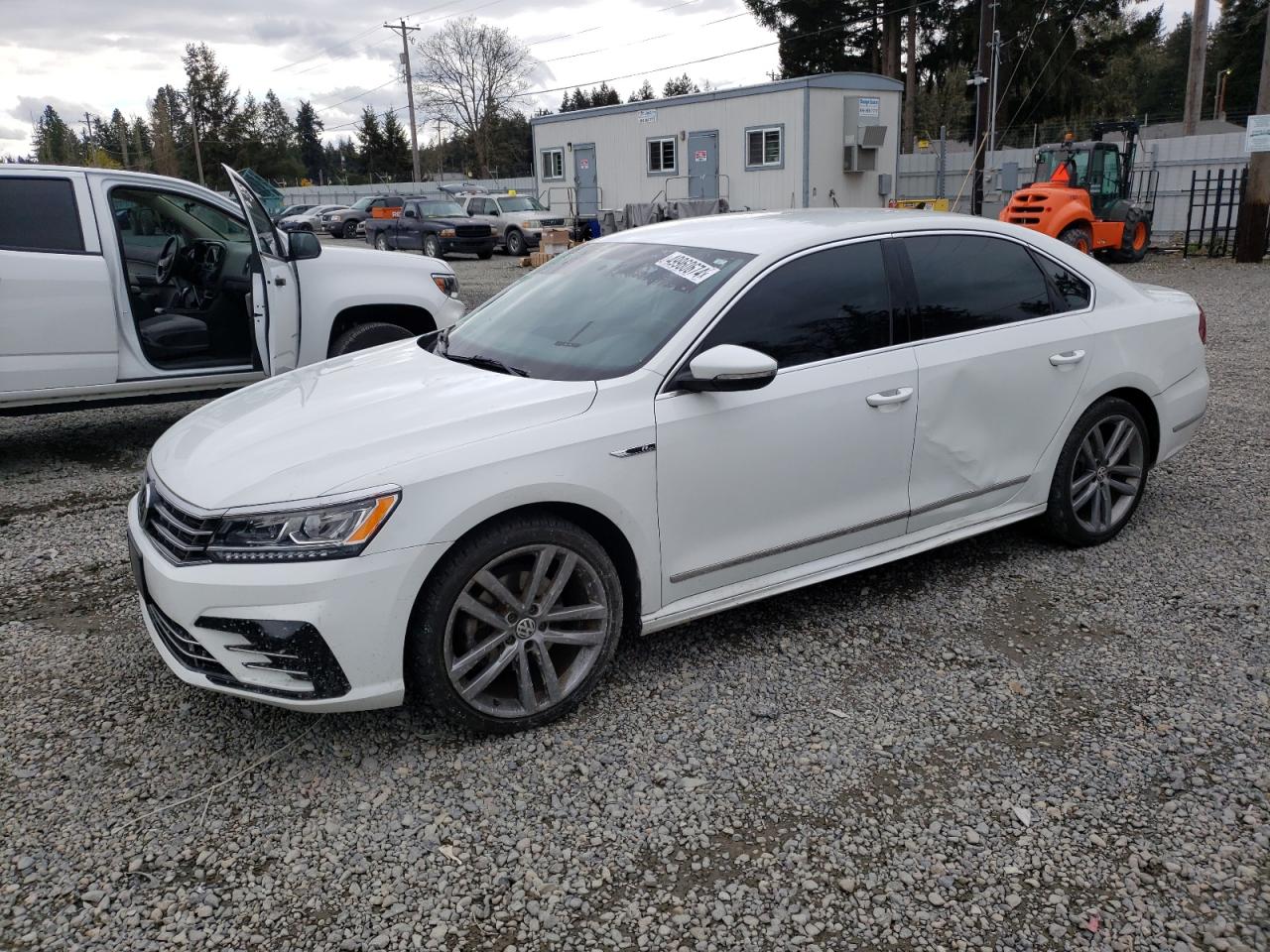 VOLKSWAGEN PASSAT 2017 1vwdt7a39hc042362