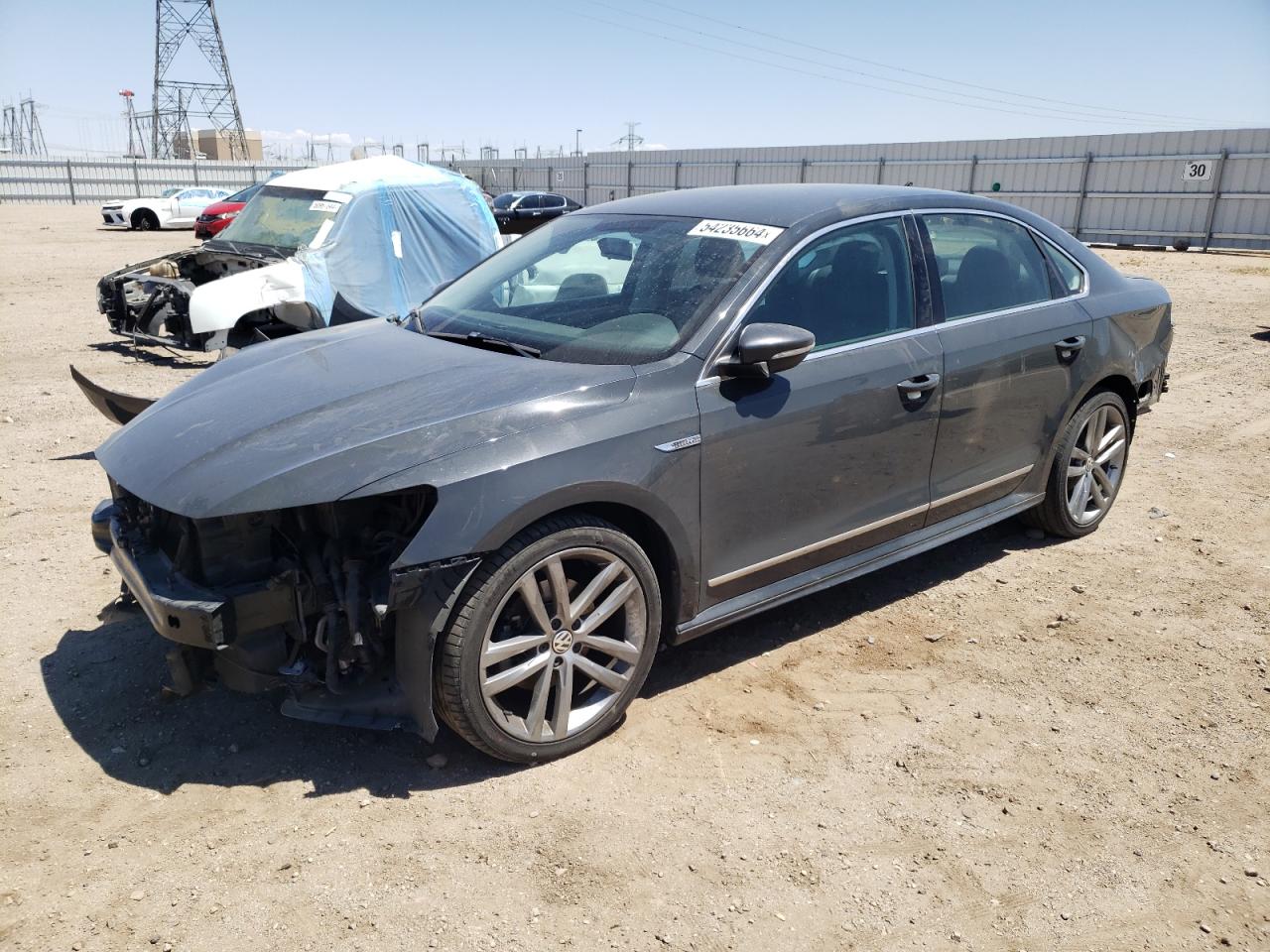 VOLKSWAGEN PASSAT 2017 1vwdt7a39hc070940