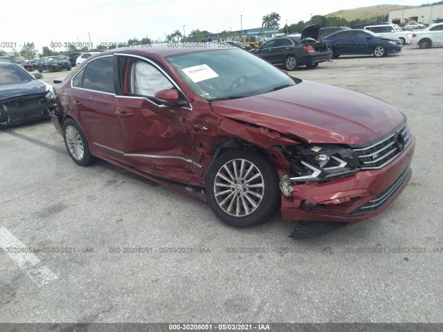 VOLKSWAGEN PASSAT 2017 1vwdt7a3xhc001402