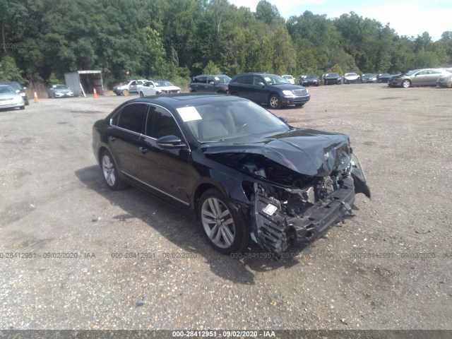 VOLKSWAGEN PASSAT 2017 1vwgt7a30hc080351