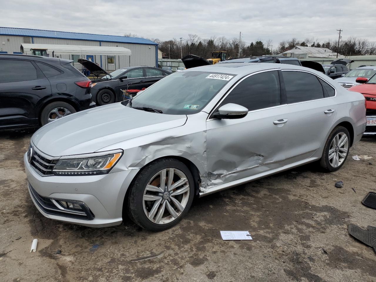 VOLKSWAGEN PASSAT 2017 1vwgt7a32hc084918