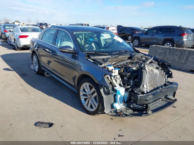 VOLKSWAGEN PASSAT 2017 1vwgt7a34hc041827