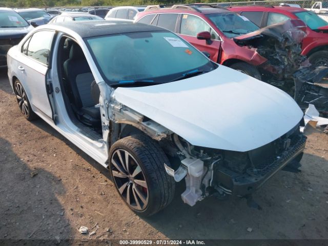 VOLKSWAGEN PASSAT 2018 1vwjm7a34jc037219