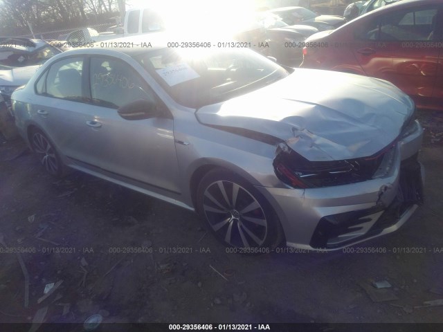 VOLKSWAGEN PASSAT 2018 1vwjm7a36jc050828