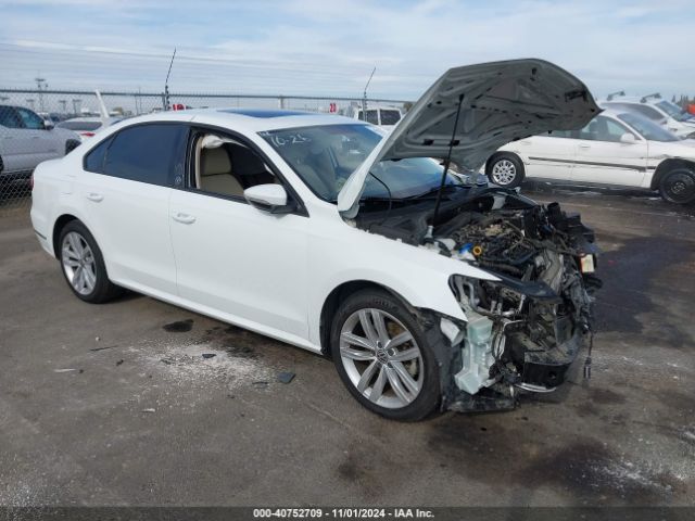 VOLKSWAGEN PASSAT 2019 1vwla7a33kc007115