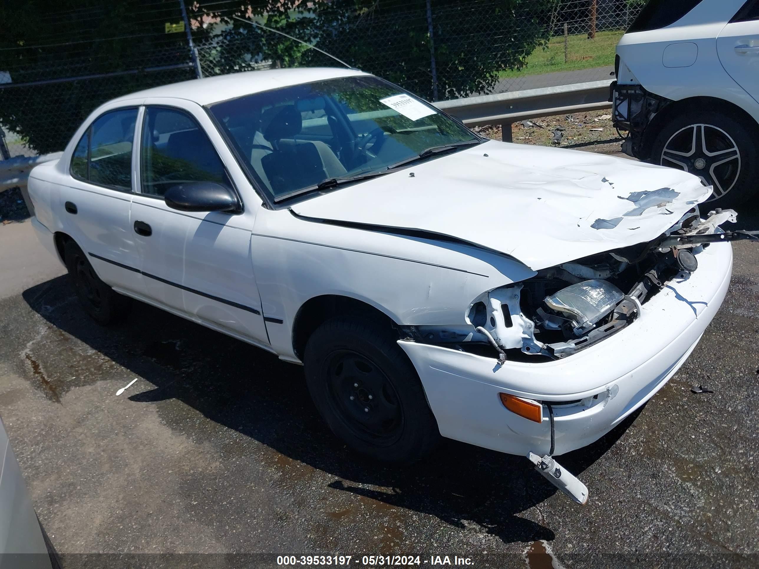 GEO PRIZM 1997 1y1sk5260vz412662