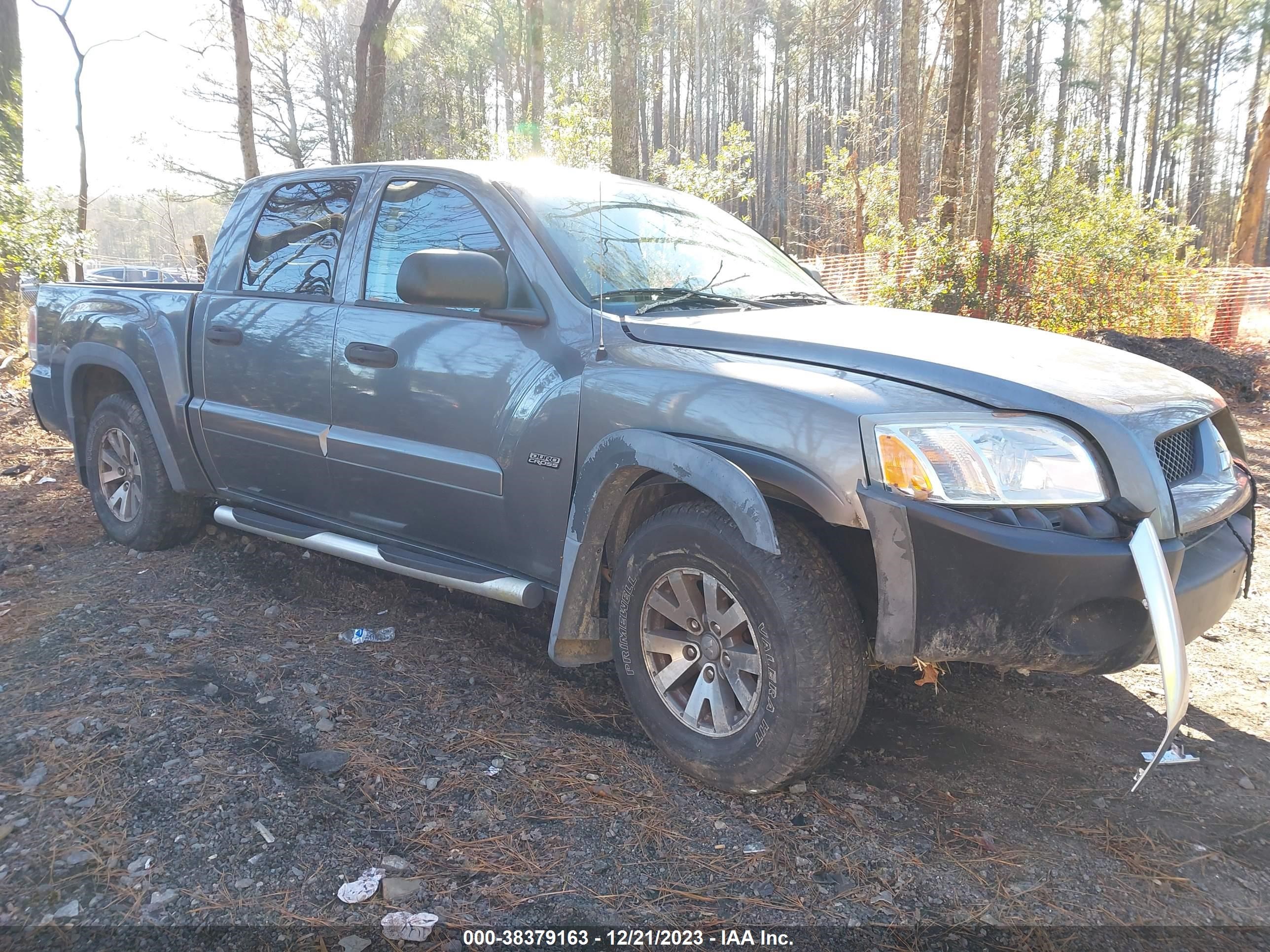 MITSUBISHI RAIDER 2006 1z7hc38n36s563301