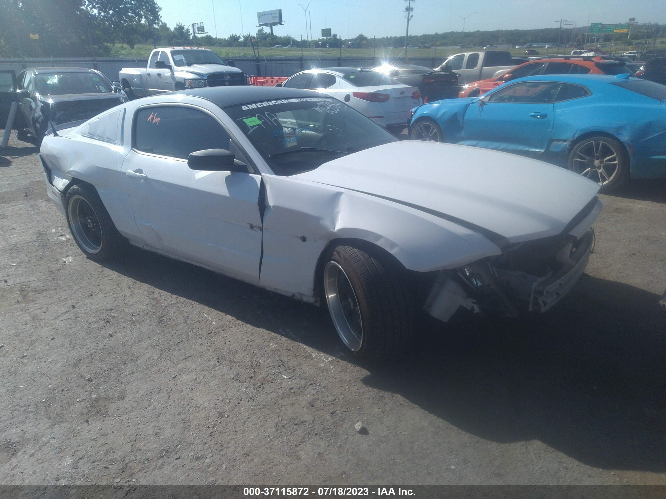 FORD MUSTANG 2014 1zvbp8am4e5233875