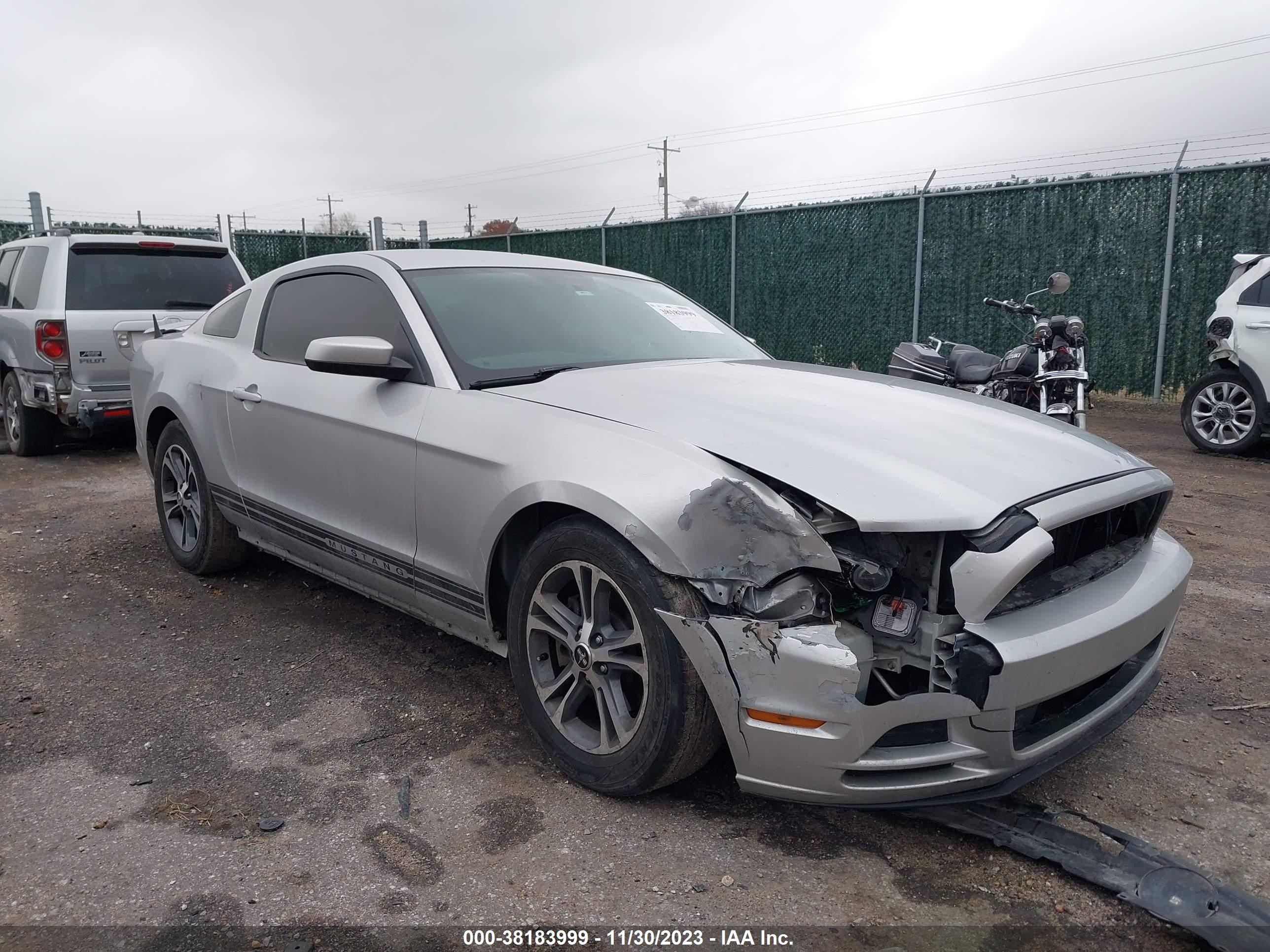 FORD MUSTANG 2014 1zvbp8am4e5300362