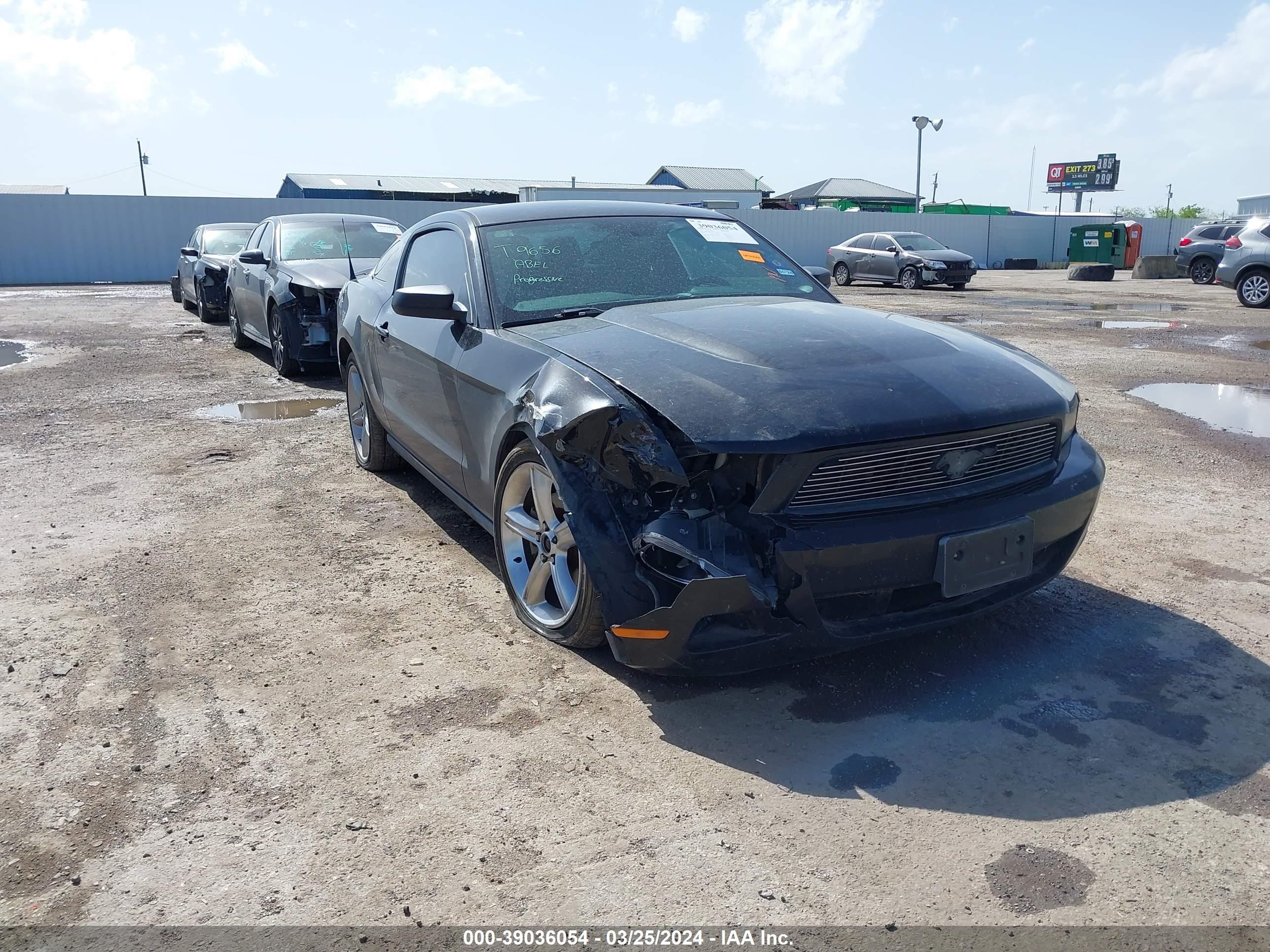 FORD MUSTANG 2012 1zvbp8am9c5272541