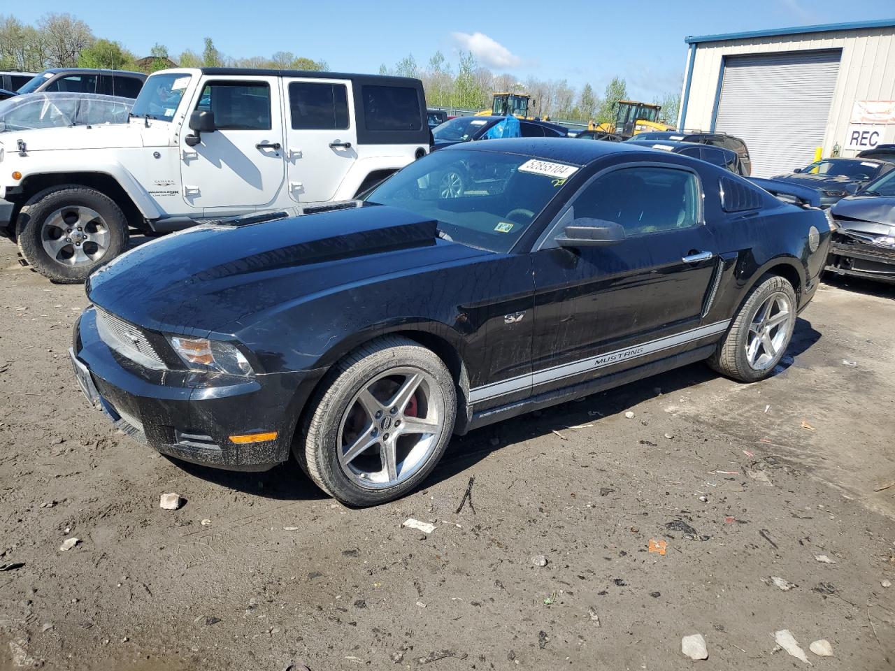 FORD MUSTANG 2011 1zvbp8amxb5108522