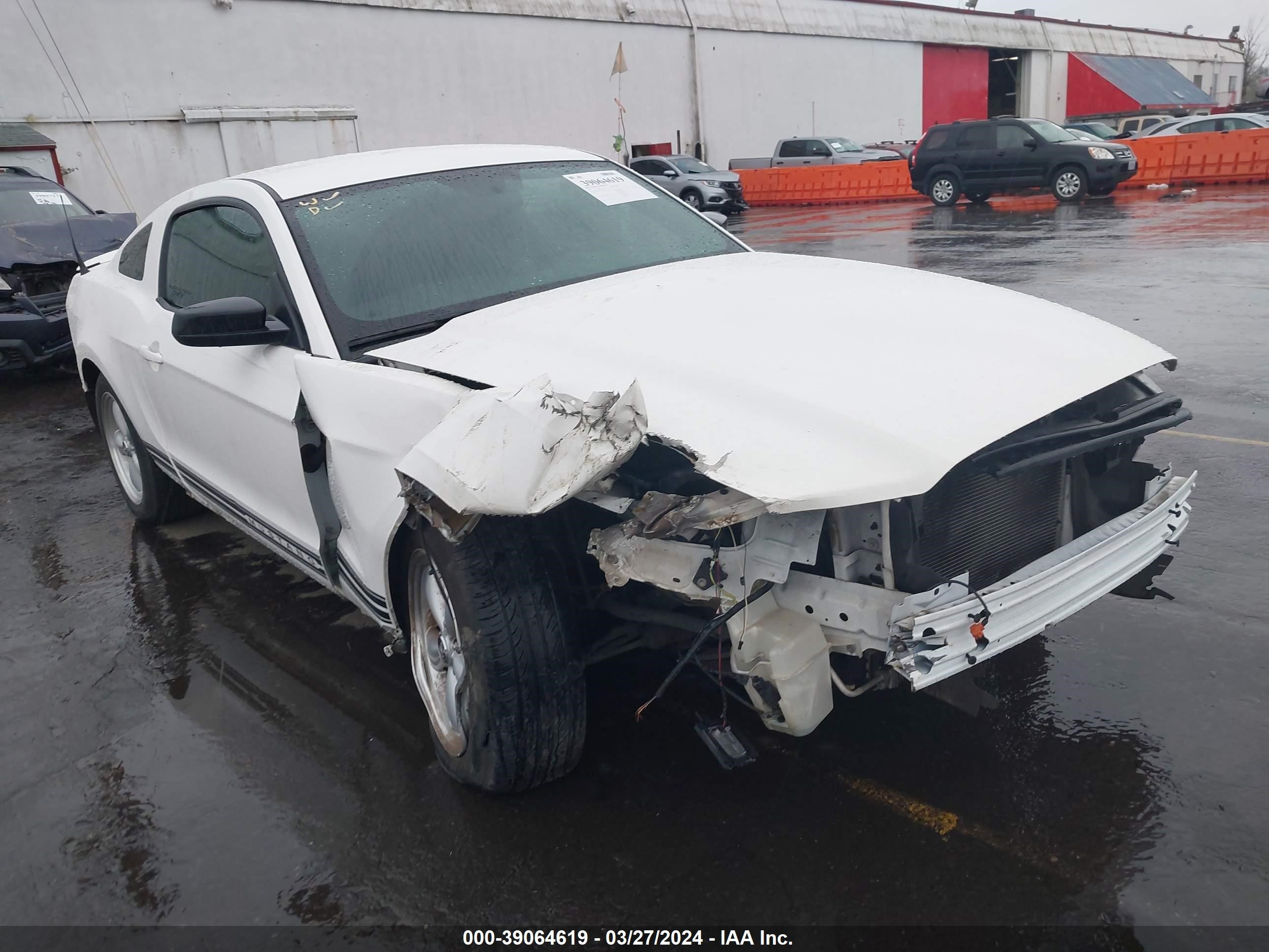 FORD MUSTANG 2013 1zvbp8amxd5259234