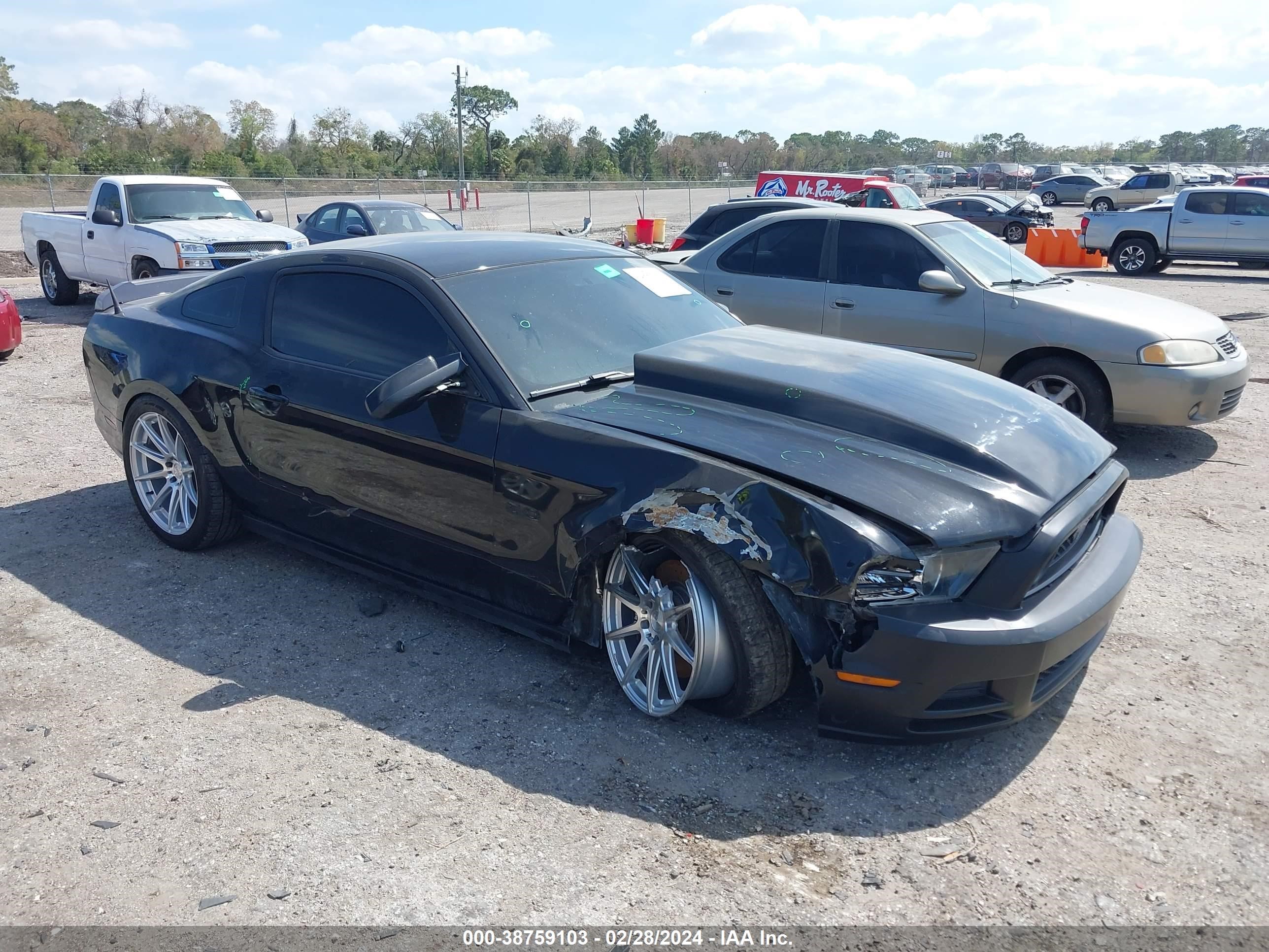 FORD MUSTANG 2013 1zvbp8cf1d5215511