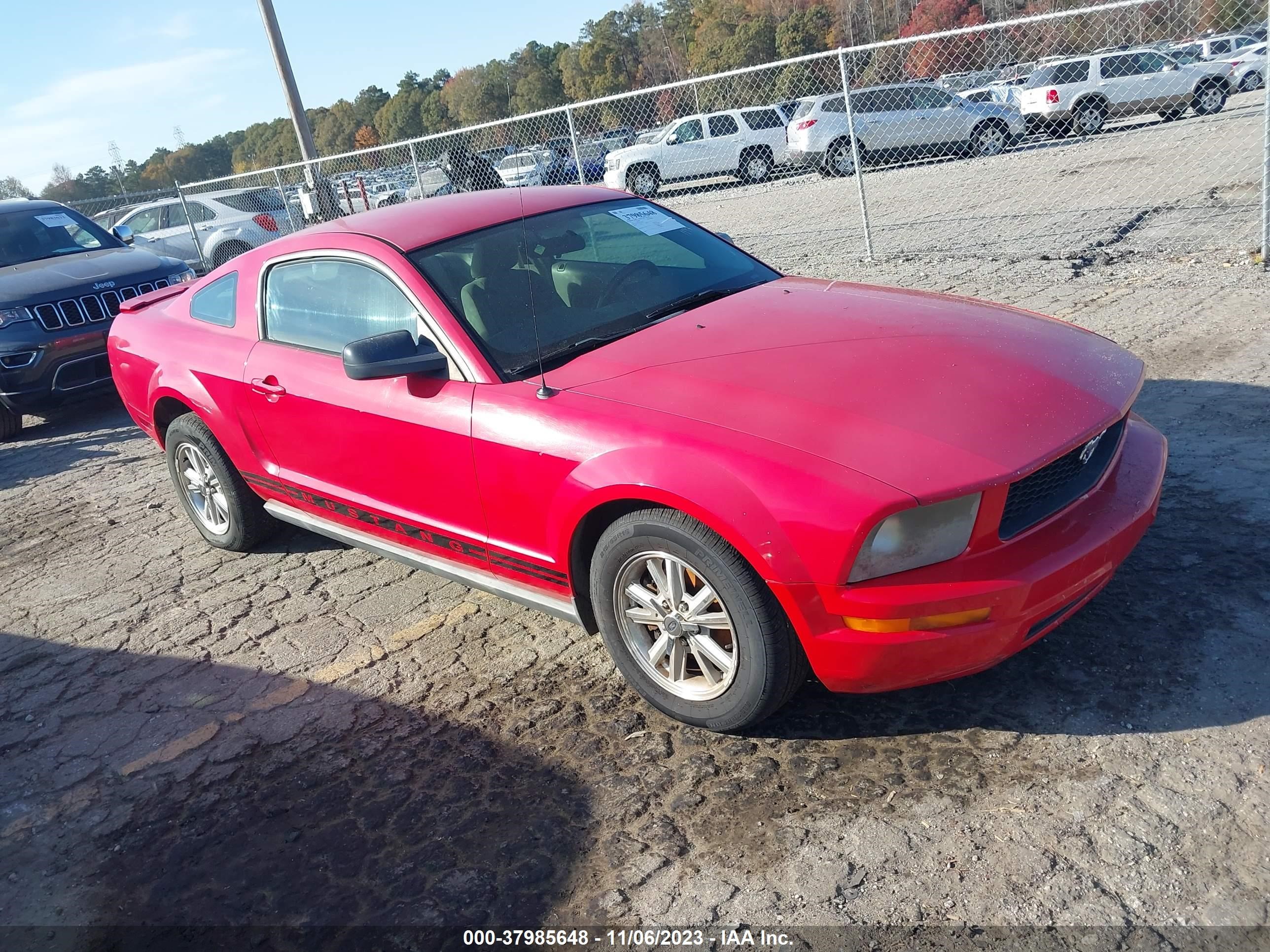 FORD MUSTANG 2007 1zvft80n175302466