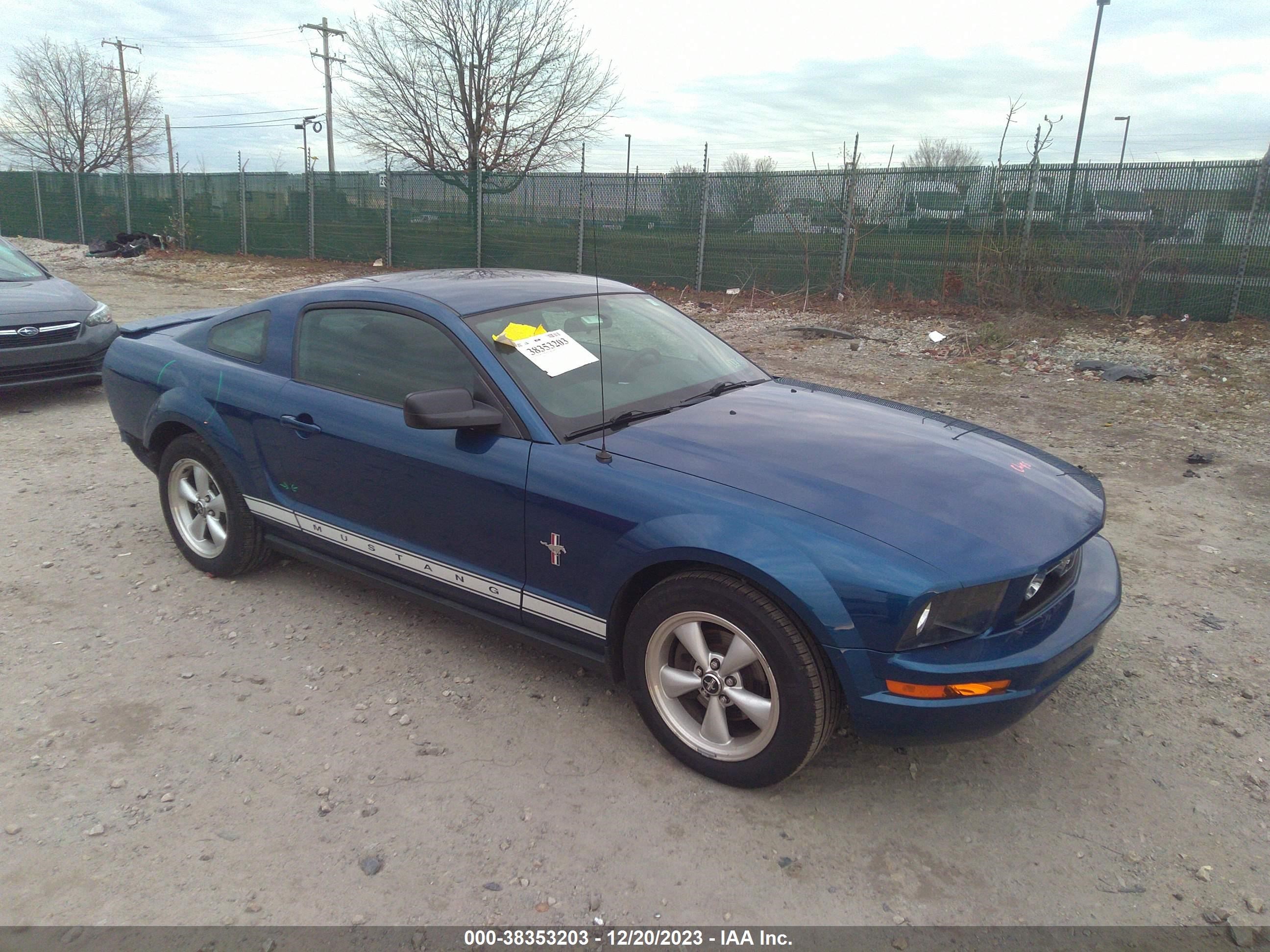 FORD MUSTANG 2007 1zvft80n275229995