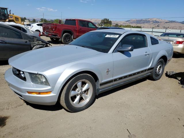 FORD MUSTANG 2007 1zvft80n875247630