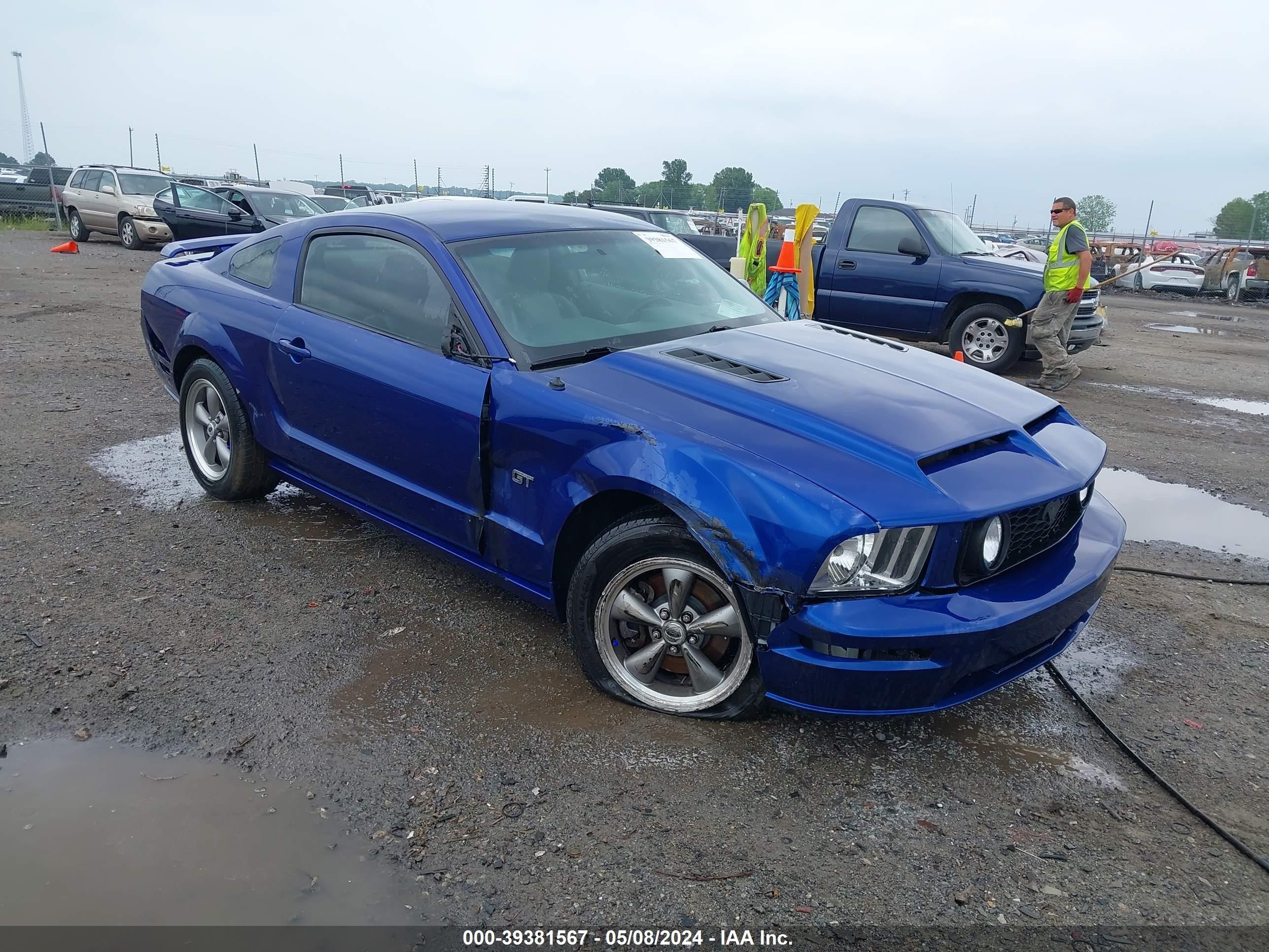 FORD MUSTANG 2005 1zvft82h355223126