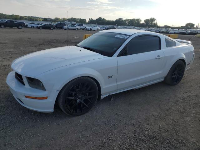 FORD MUSTANG 2005 1zvft82h955116369