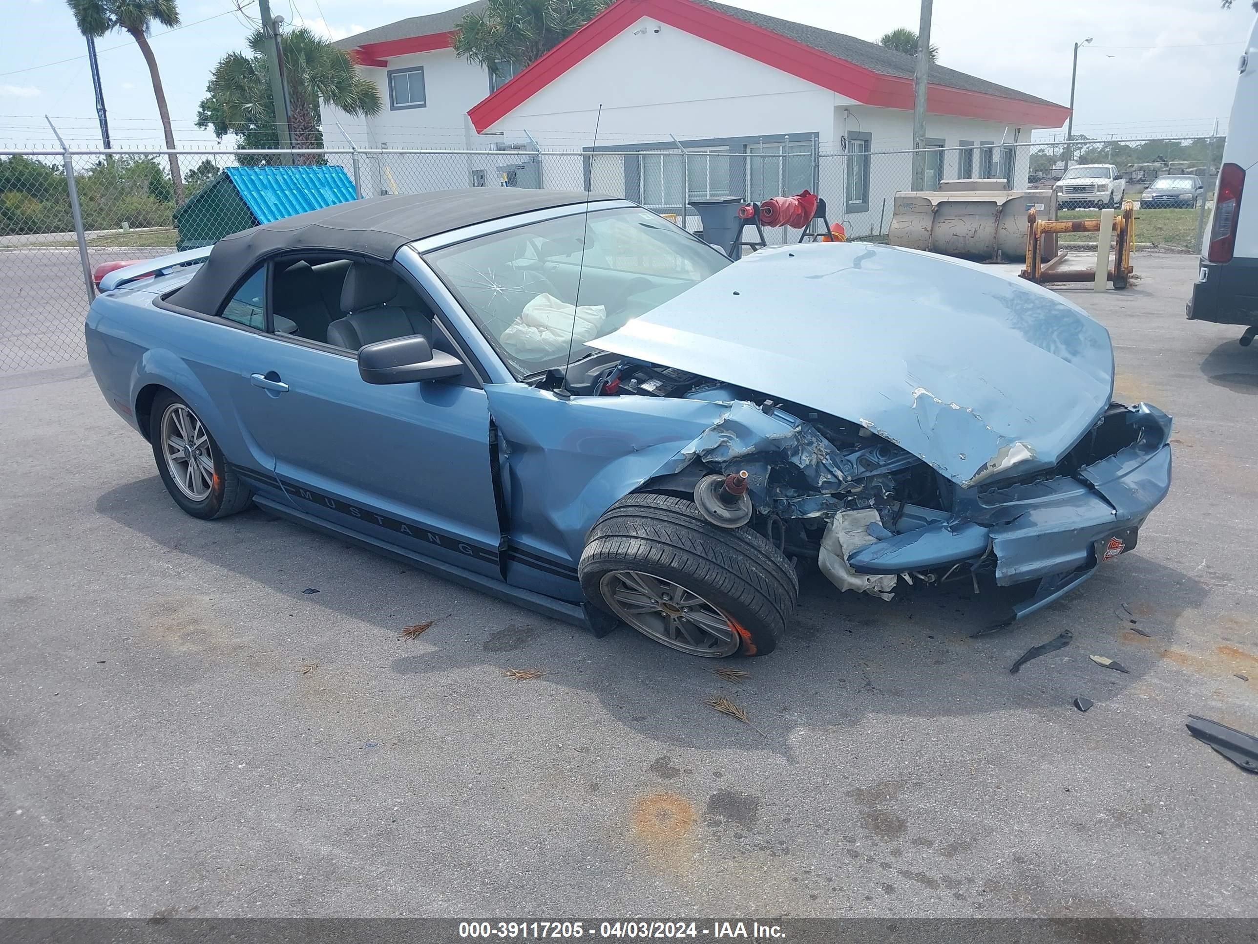 FORD MUSTANG 2005 1zvft84n155224455