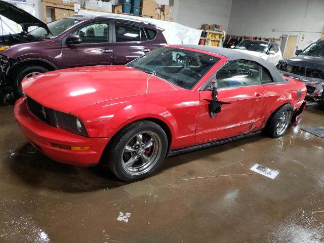 FORD MUSTANG 2005 1zvft84n855221083