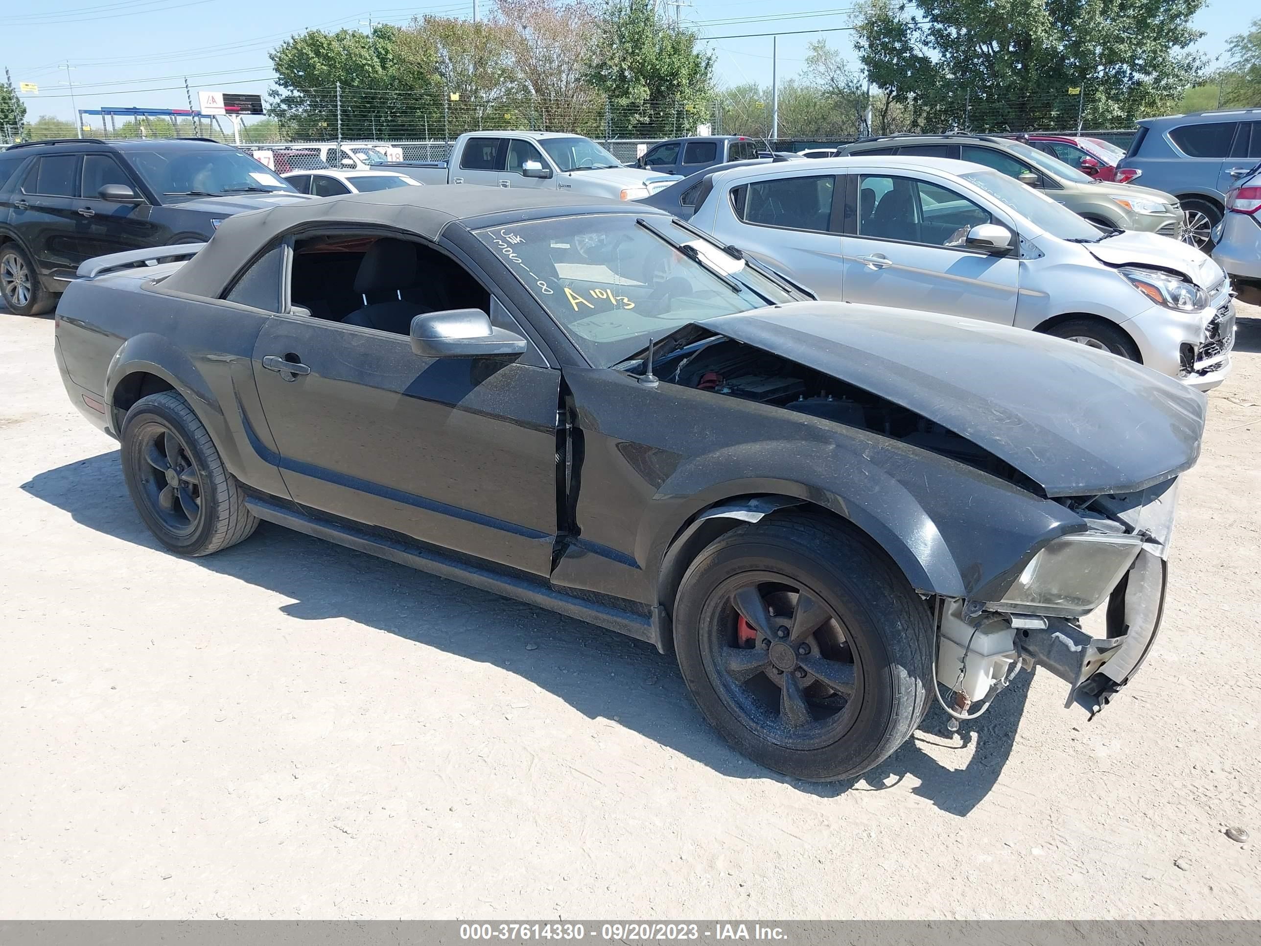 FORD MUSTANG 2007 1zvft84n875354705