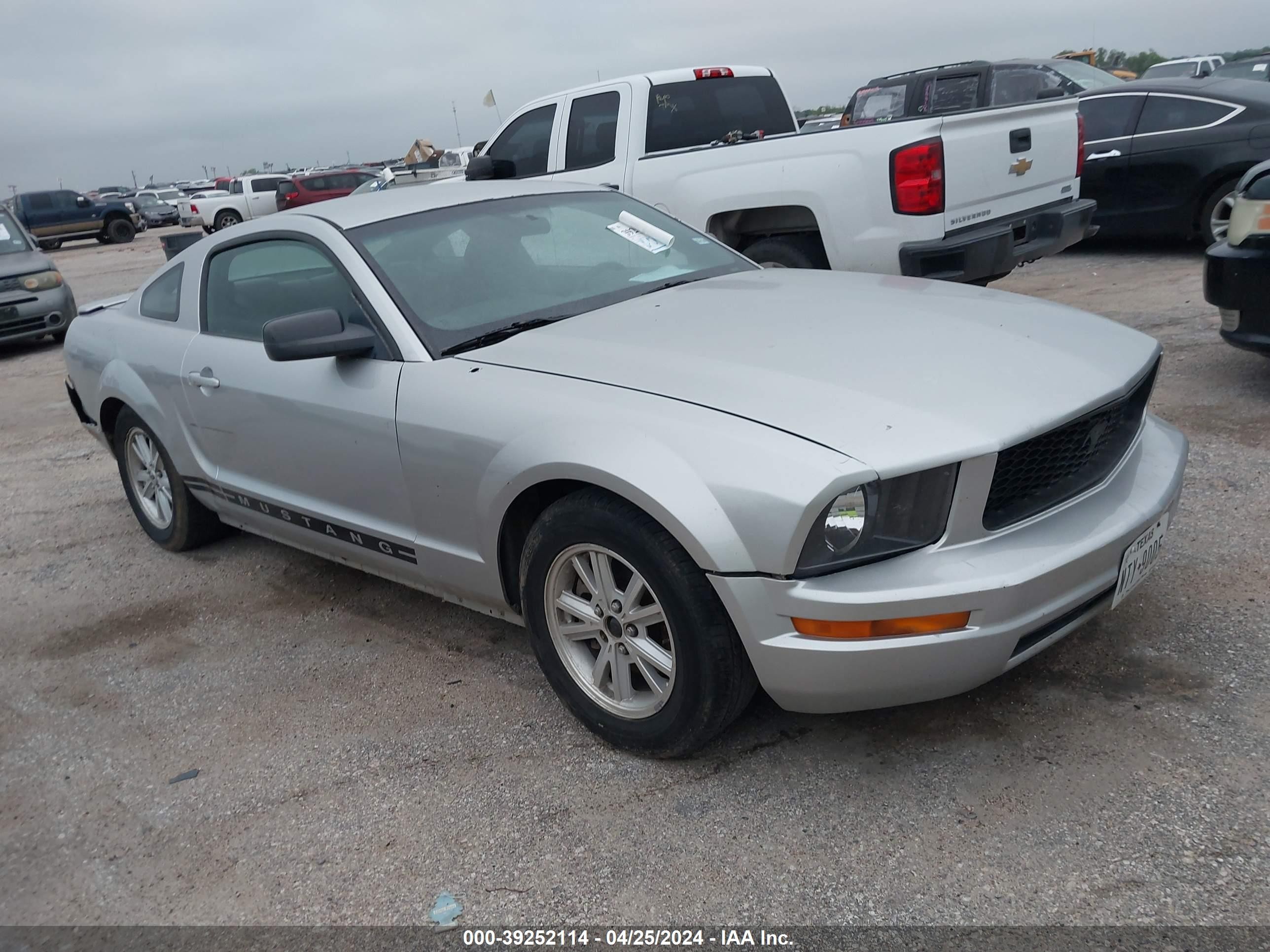 FORD MUSTANG 2009 1zvht80n695109225