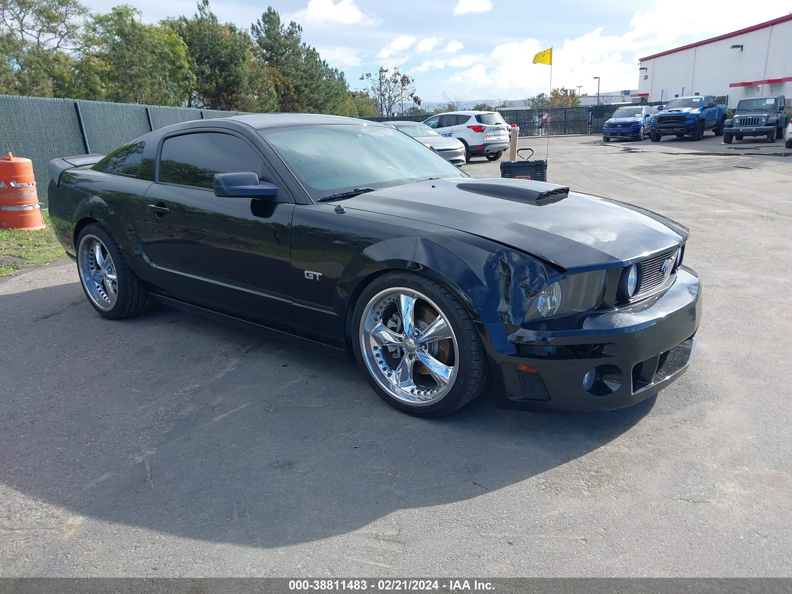 FORD MUSTANG 2008 1zvht82h385154001