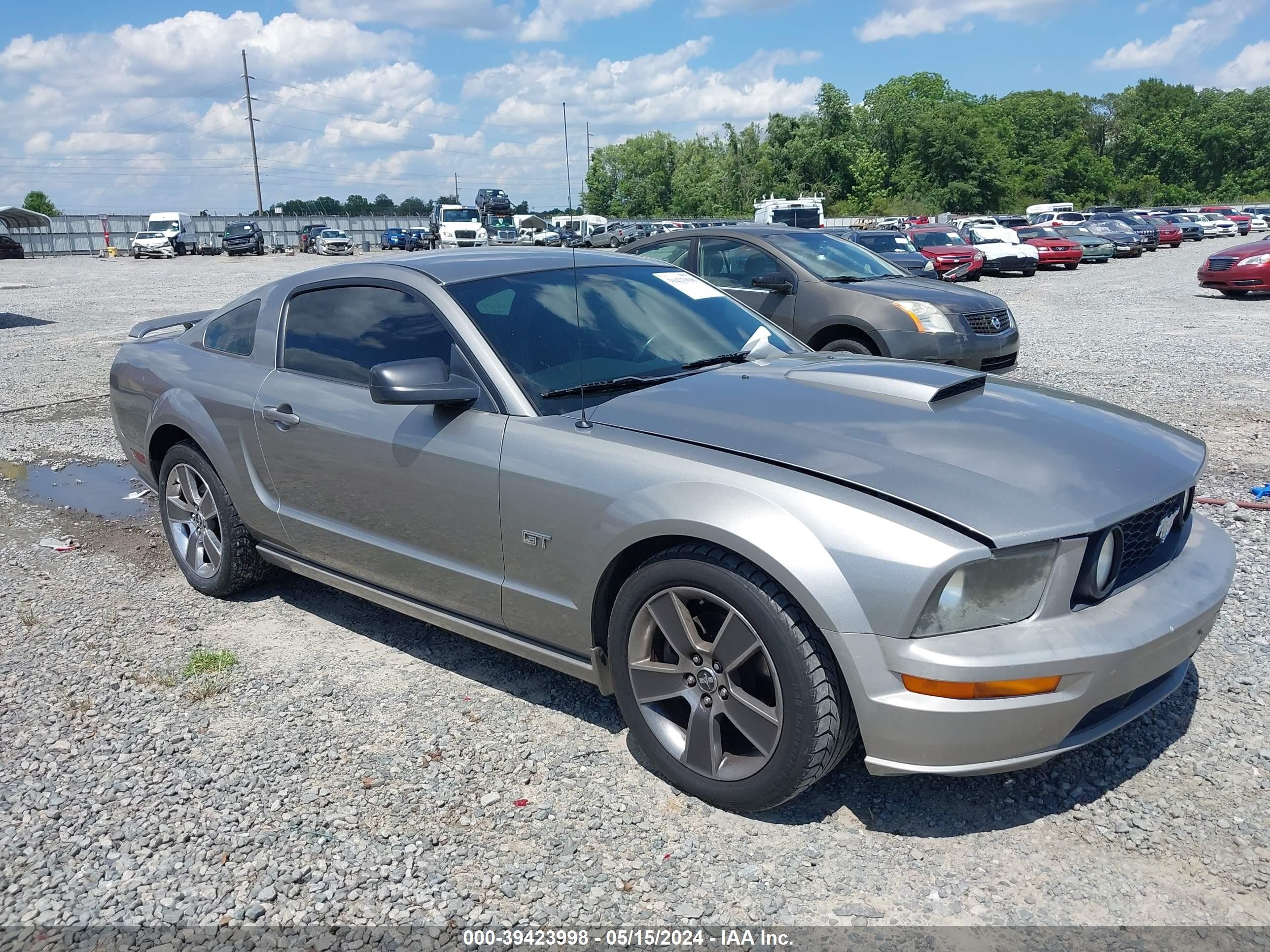 FORD MUSTANG 2008 1zvht82hx85111937