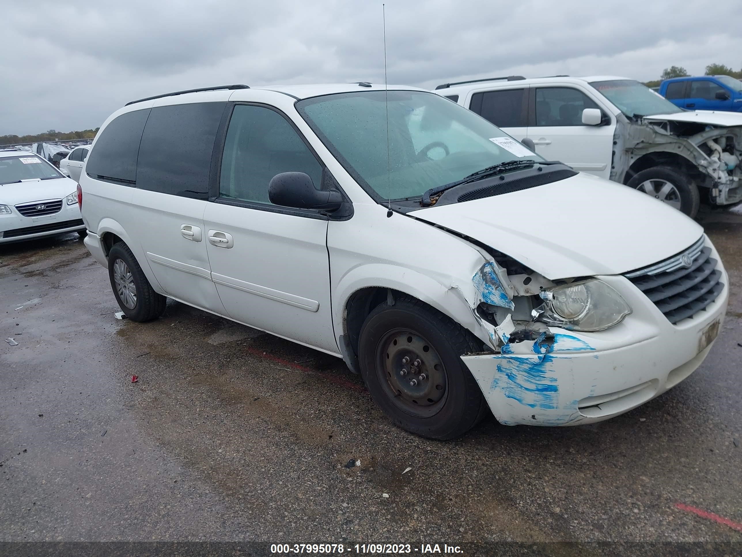 CHRYSLER TOWN & COUNTRY 2006 2a4gp44r36r873034