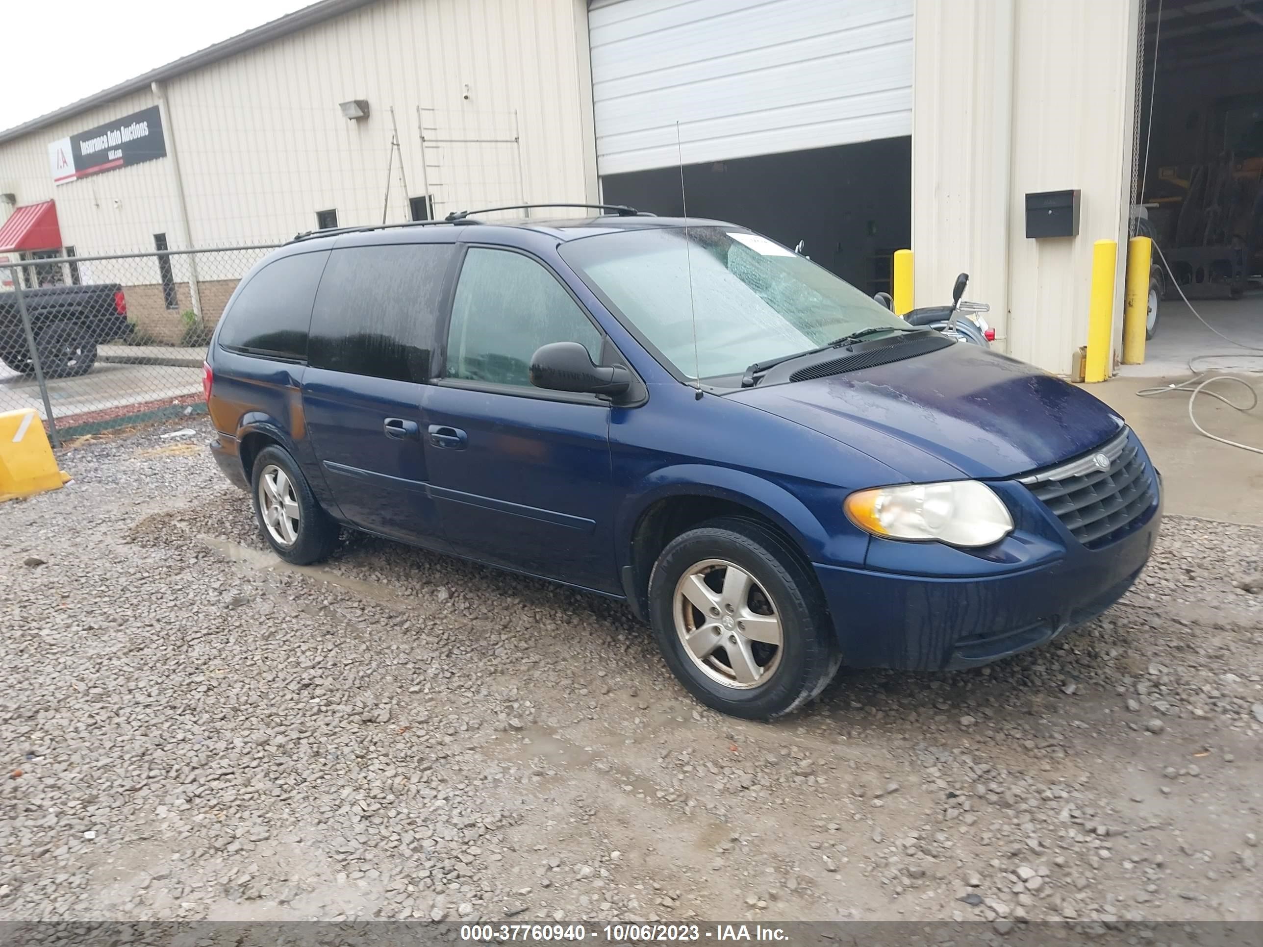 CHRYSLER TOWN & COUNTRY 2006 2a4gp44r46r833268