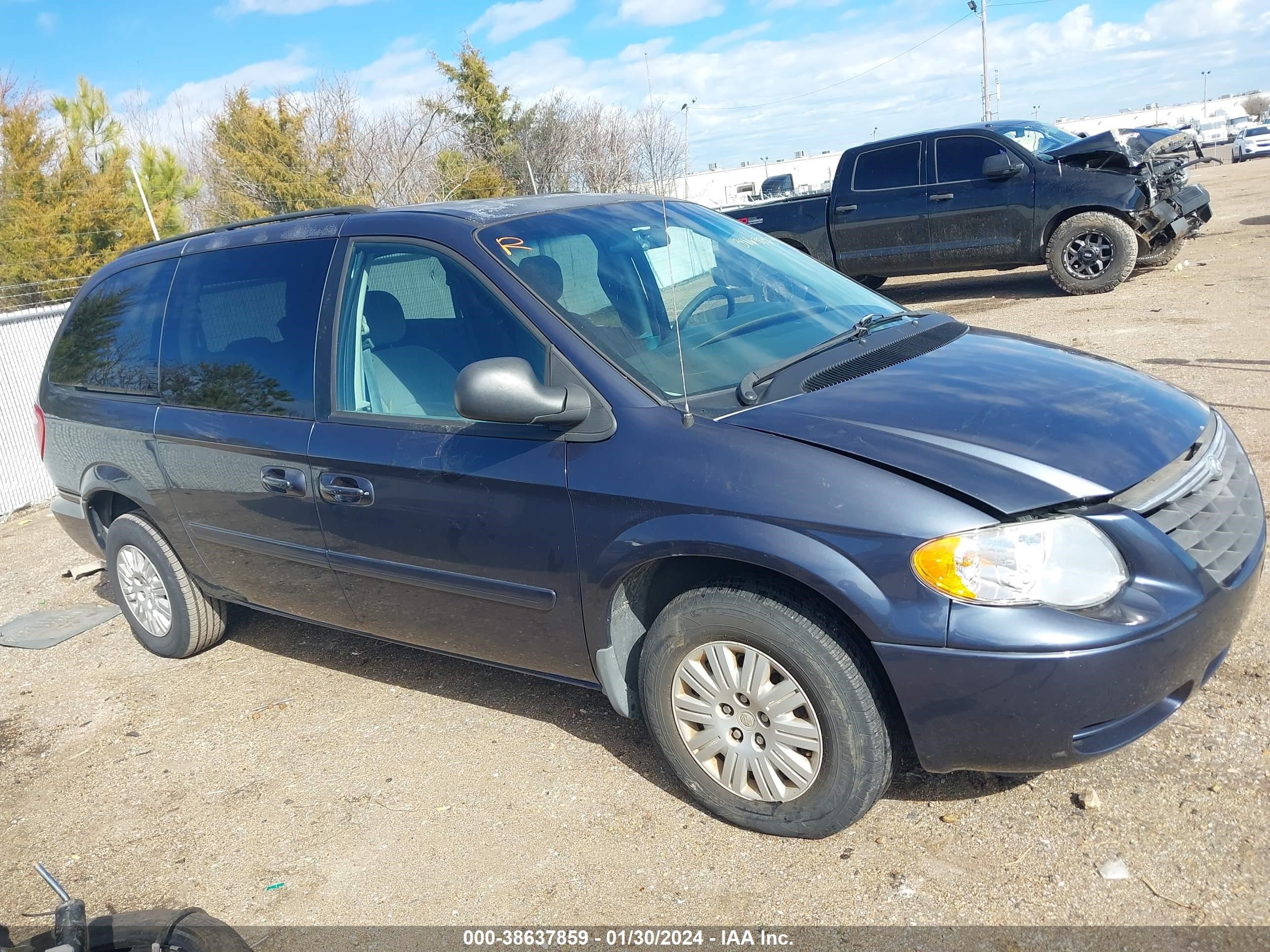 CHRYSLER TOWN & COUNTRY 2007 2a4gp44r47r246523