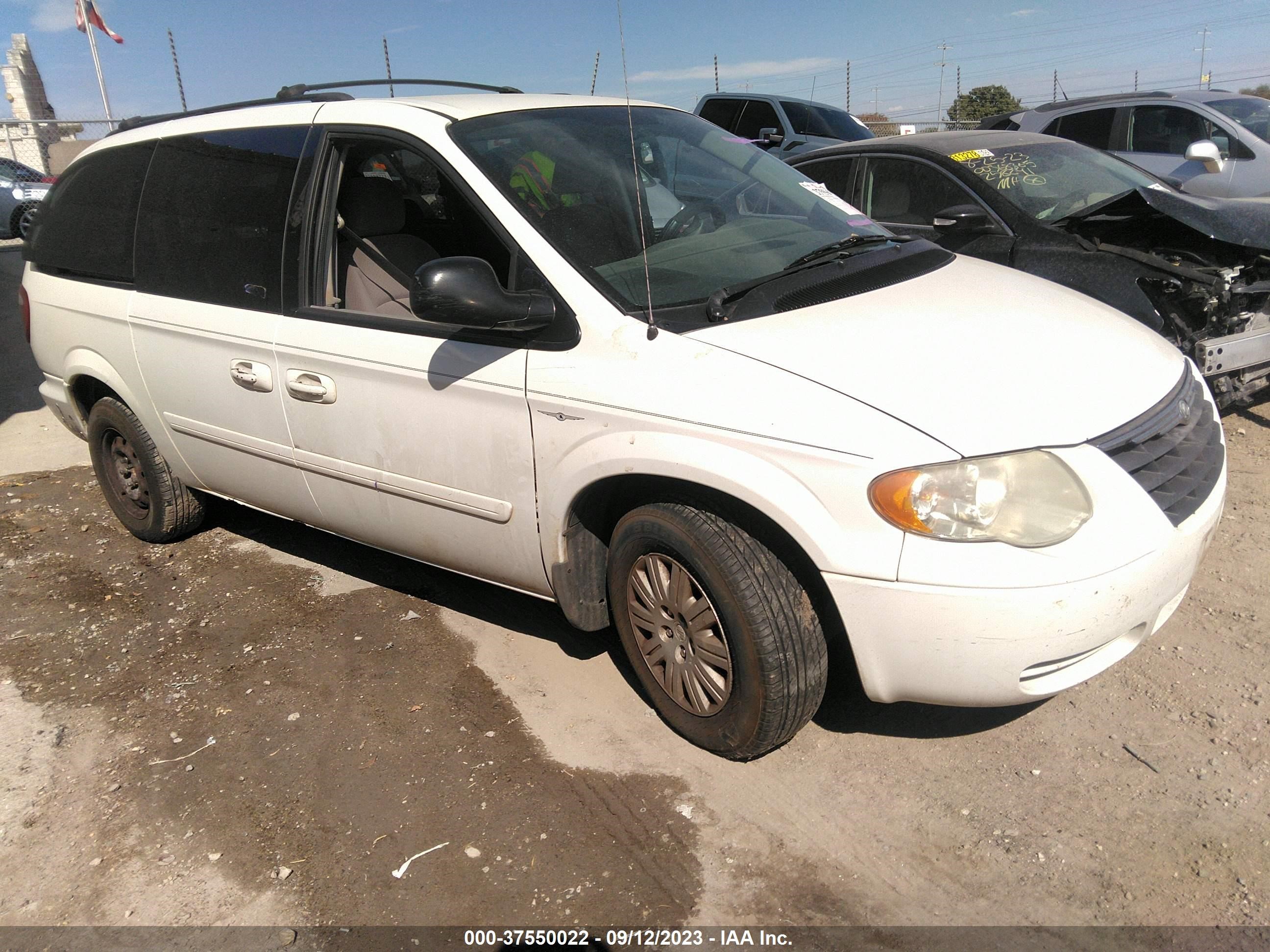 CHRYSLER TOWN & COUNTRY 2007 2a4gp44r47r246618