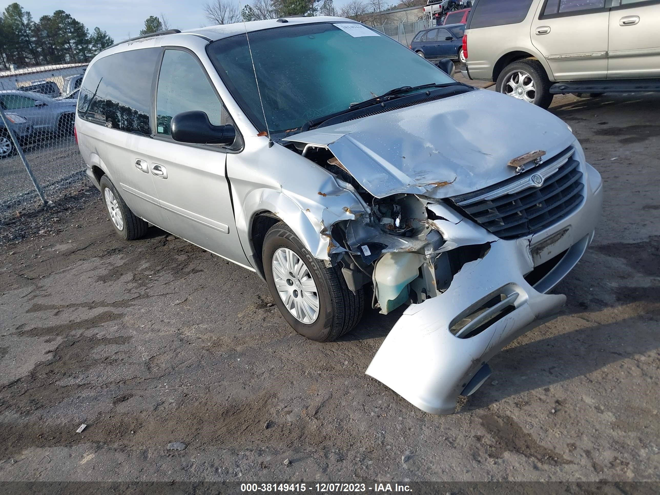 CHRYSLER TOWN & COUNTRY 2006 2a4gp44r56r771587