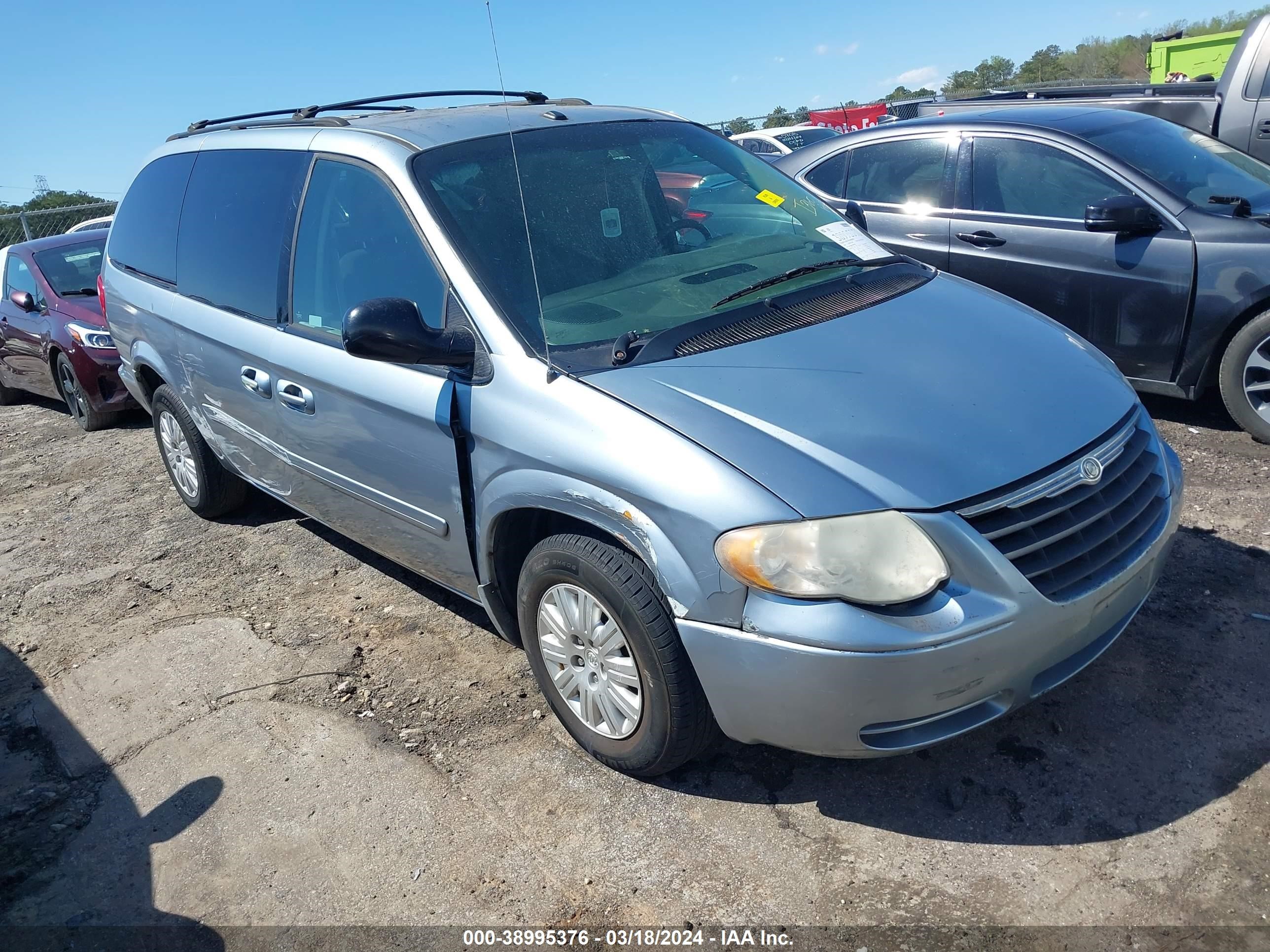 CHRYSLER TOWN & COUNTRY 2006 2a4gp44r56r880440