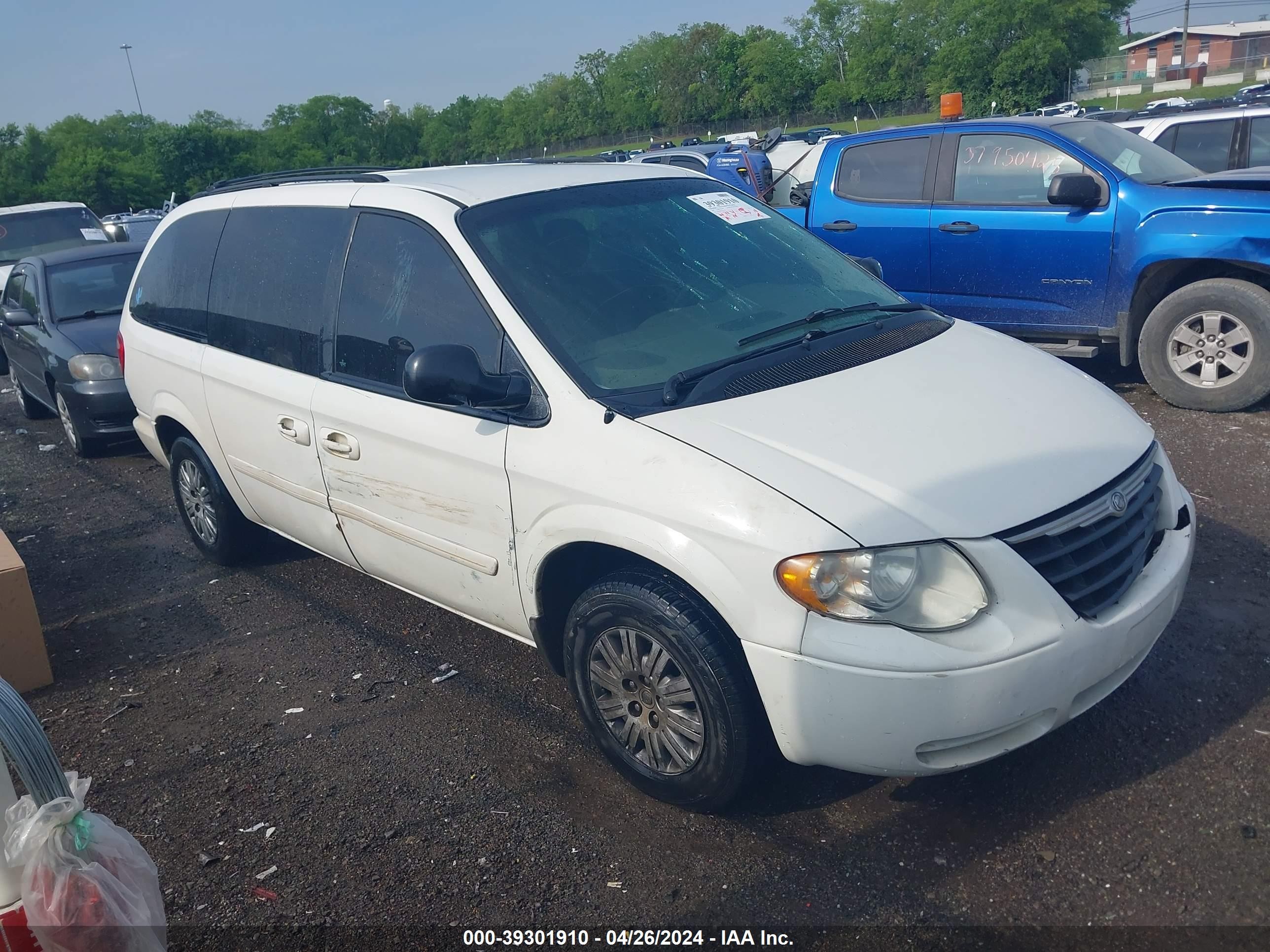 CHRYSLER TOWN & COUNTRY 2007 2a4gp44rx7r147432