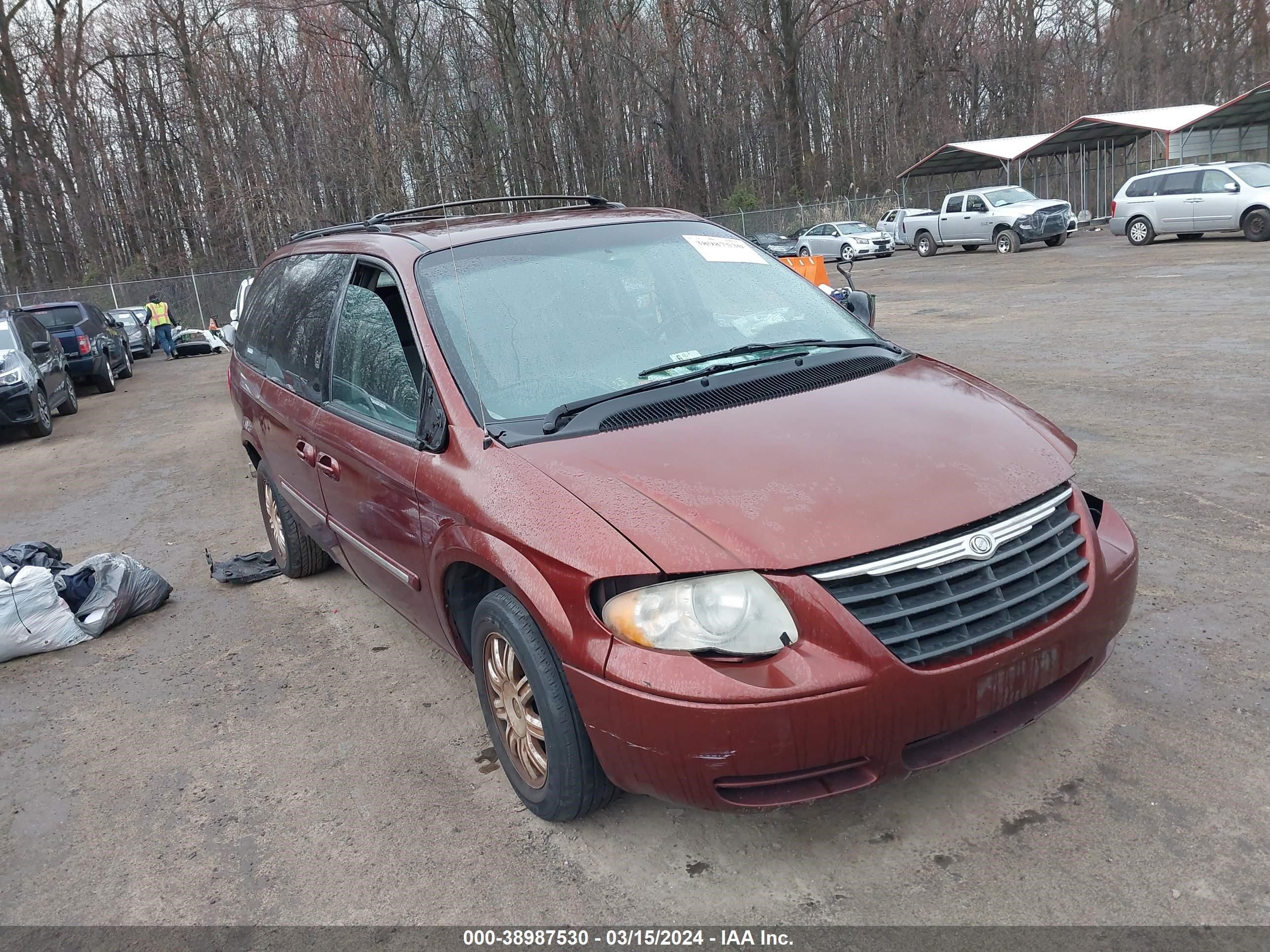 CHRYSLER TOWN & COUNTRY 2007 2a4gp54l17r156201