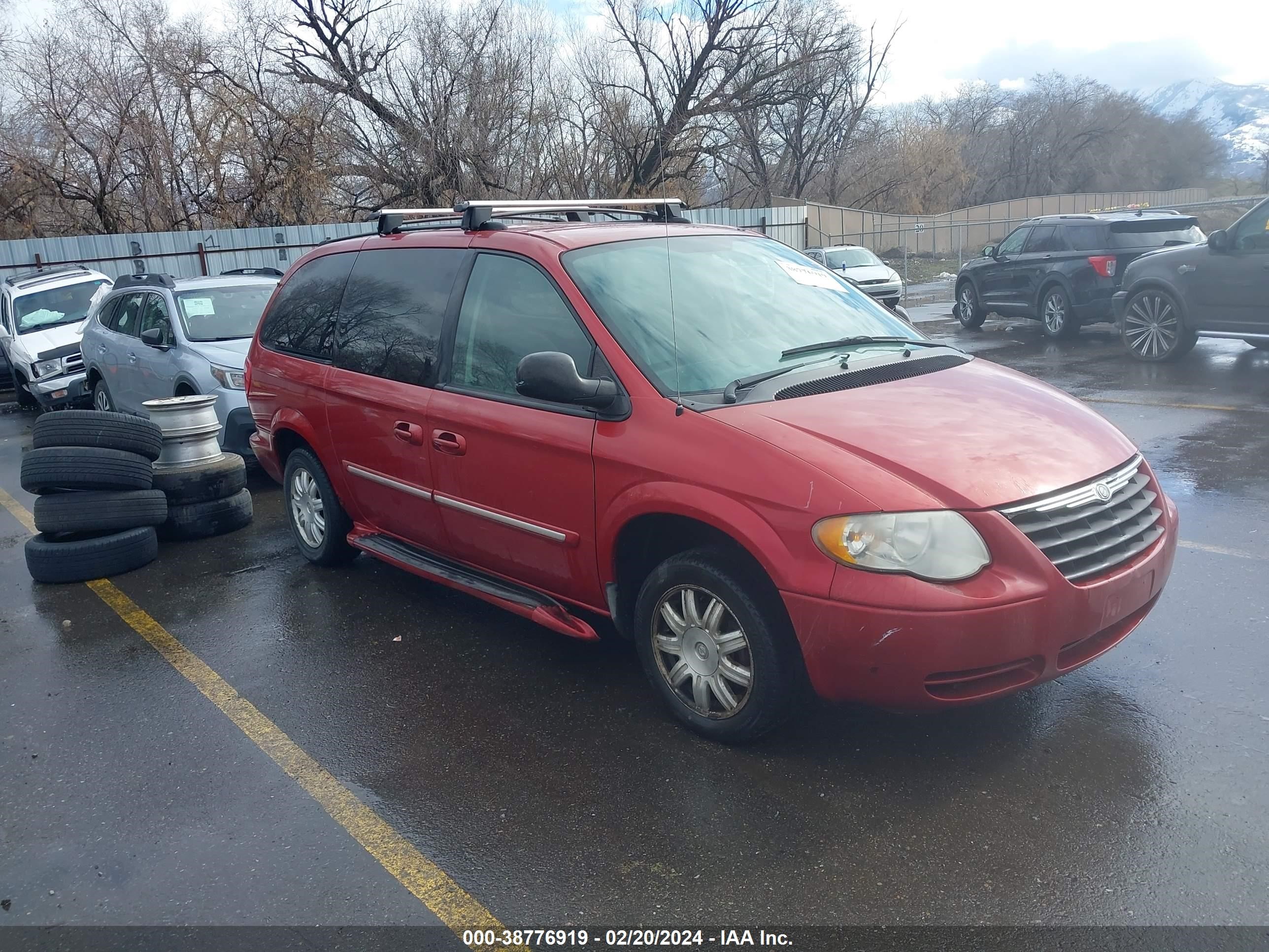 CHRYSLER TOWN & COUNTRY 2006 2a4gp54l26r671299