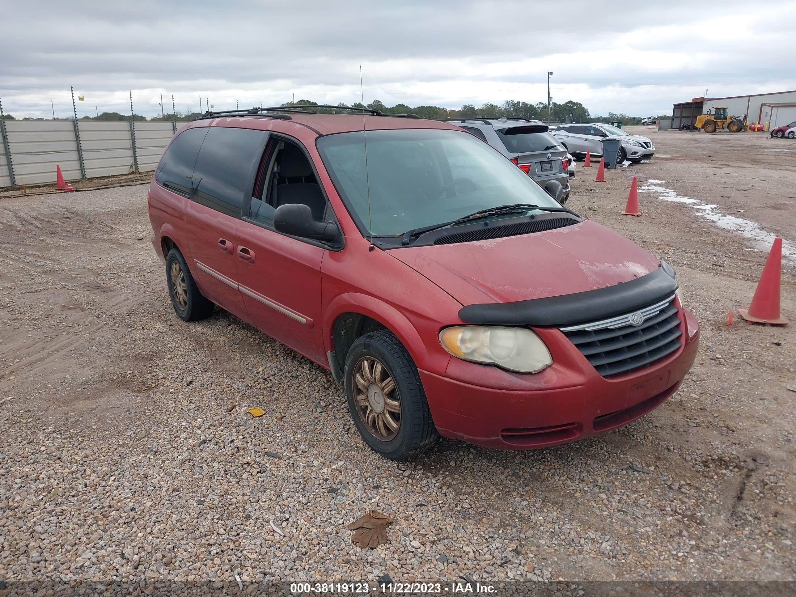 CHRYSLER TOWN & COUNTRY 2006 2a4gp54l36r661137