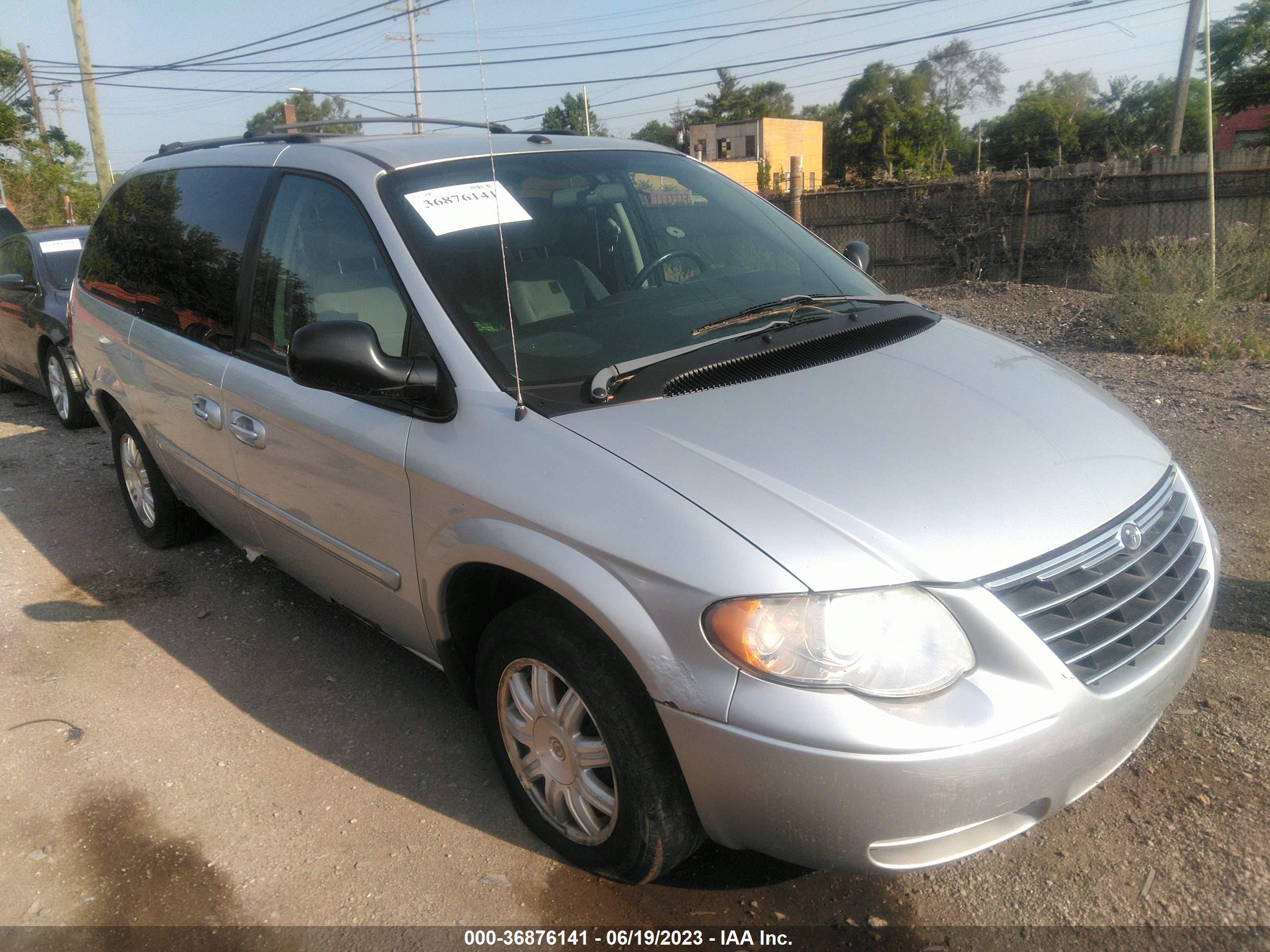 CHRYSLER TOWN & COUNTRY 2007 2a4gp54l47r317849