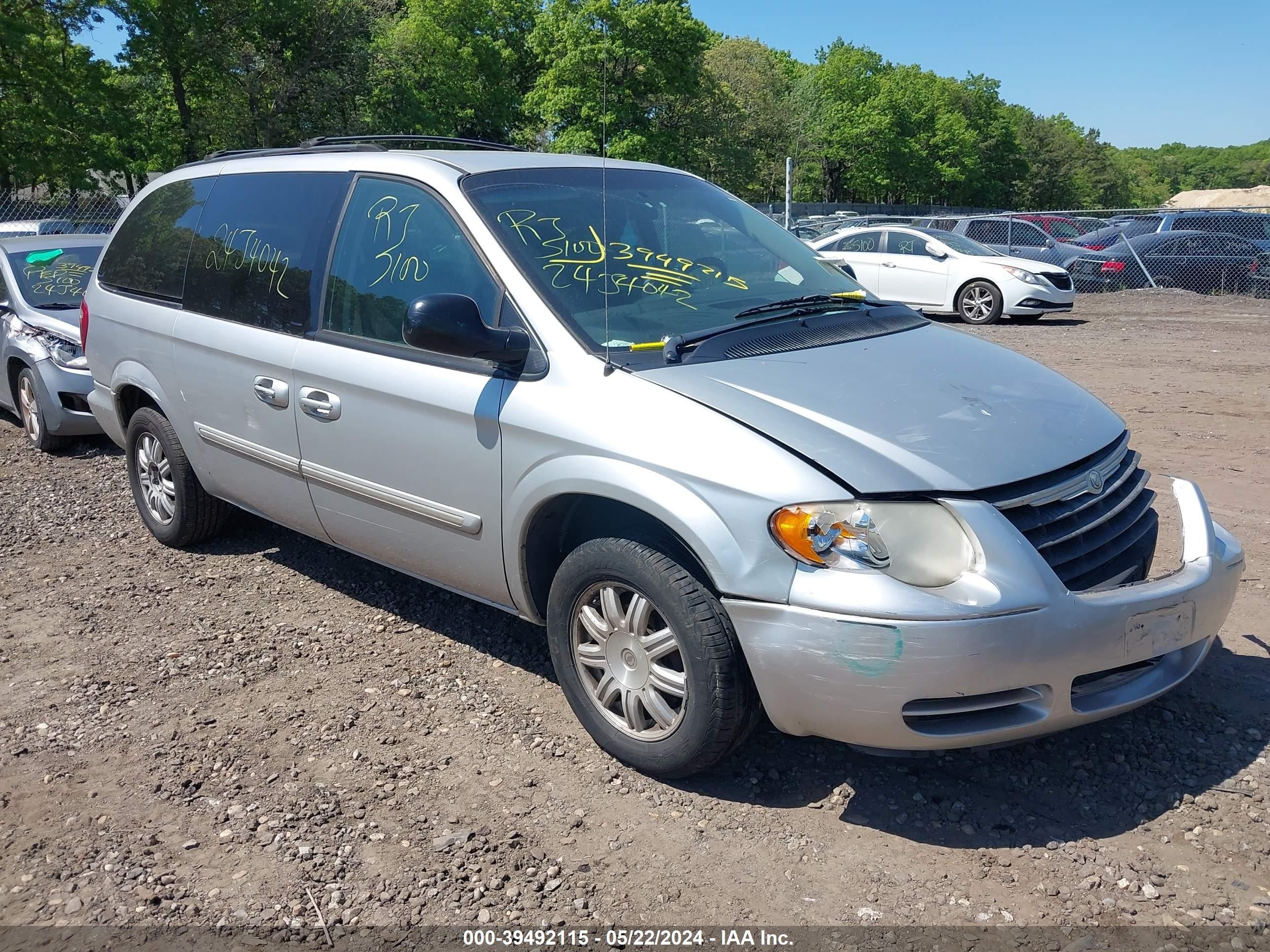 CHRYSLER TOWN & COUNTRY 2007 2a4gp54l57r281654