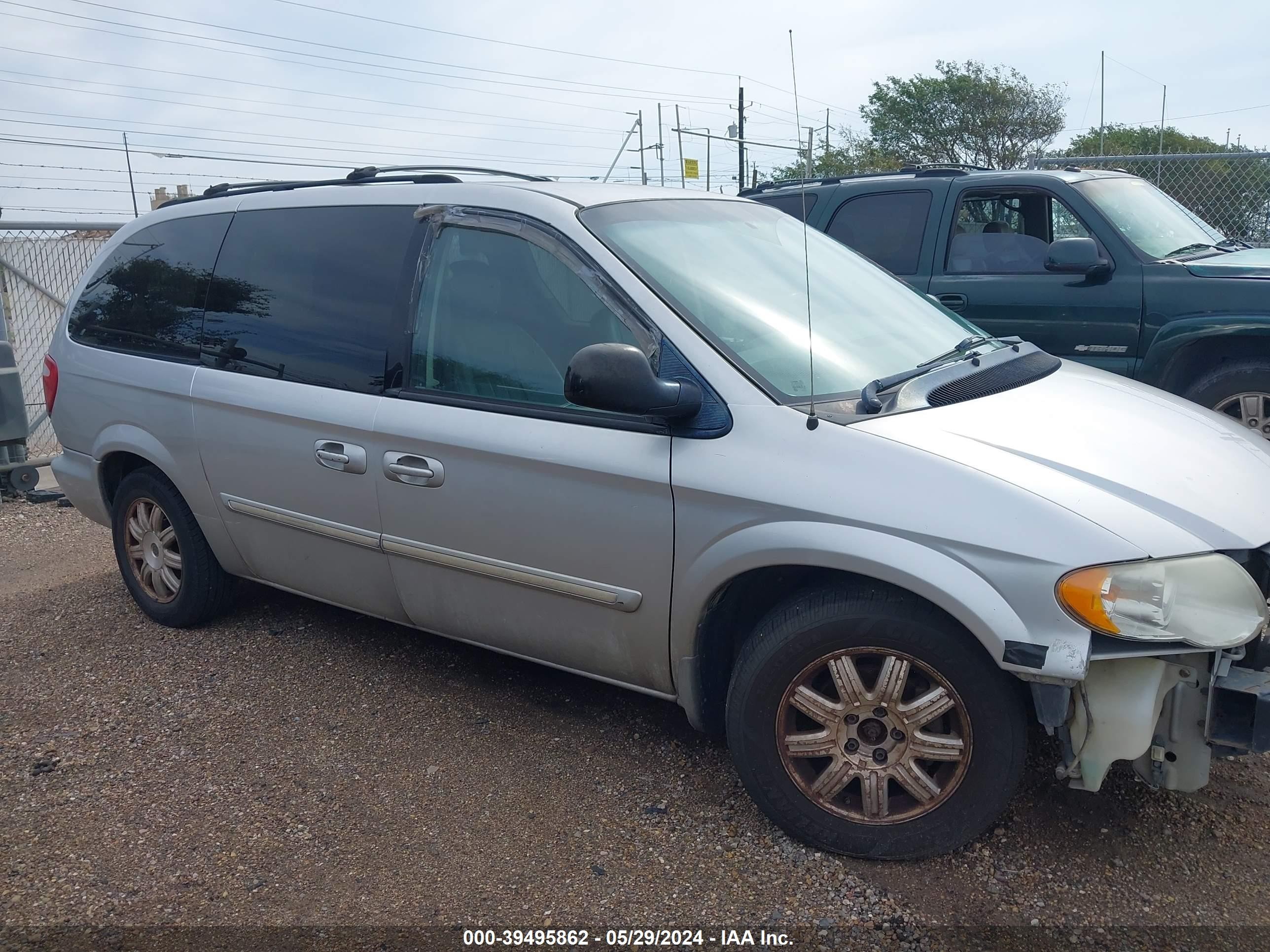 CHRYSLER TOWN & COUNTRY 2006 2a4gp54l76r915562