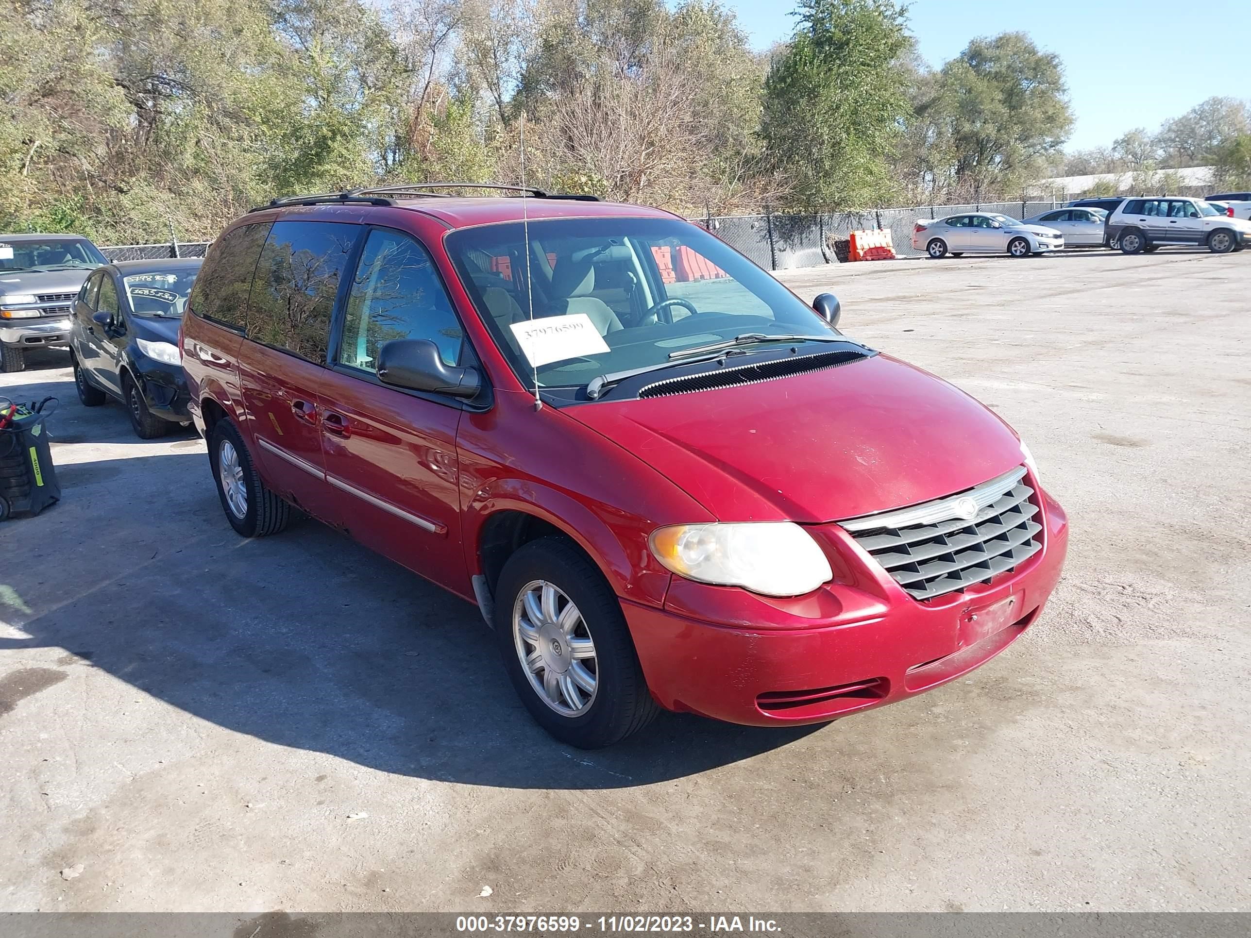 CHRYSLER TOWN & COUNTRY 2007 2a4gp54l77r170877