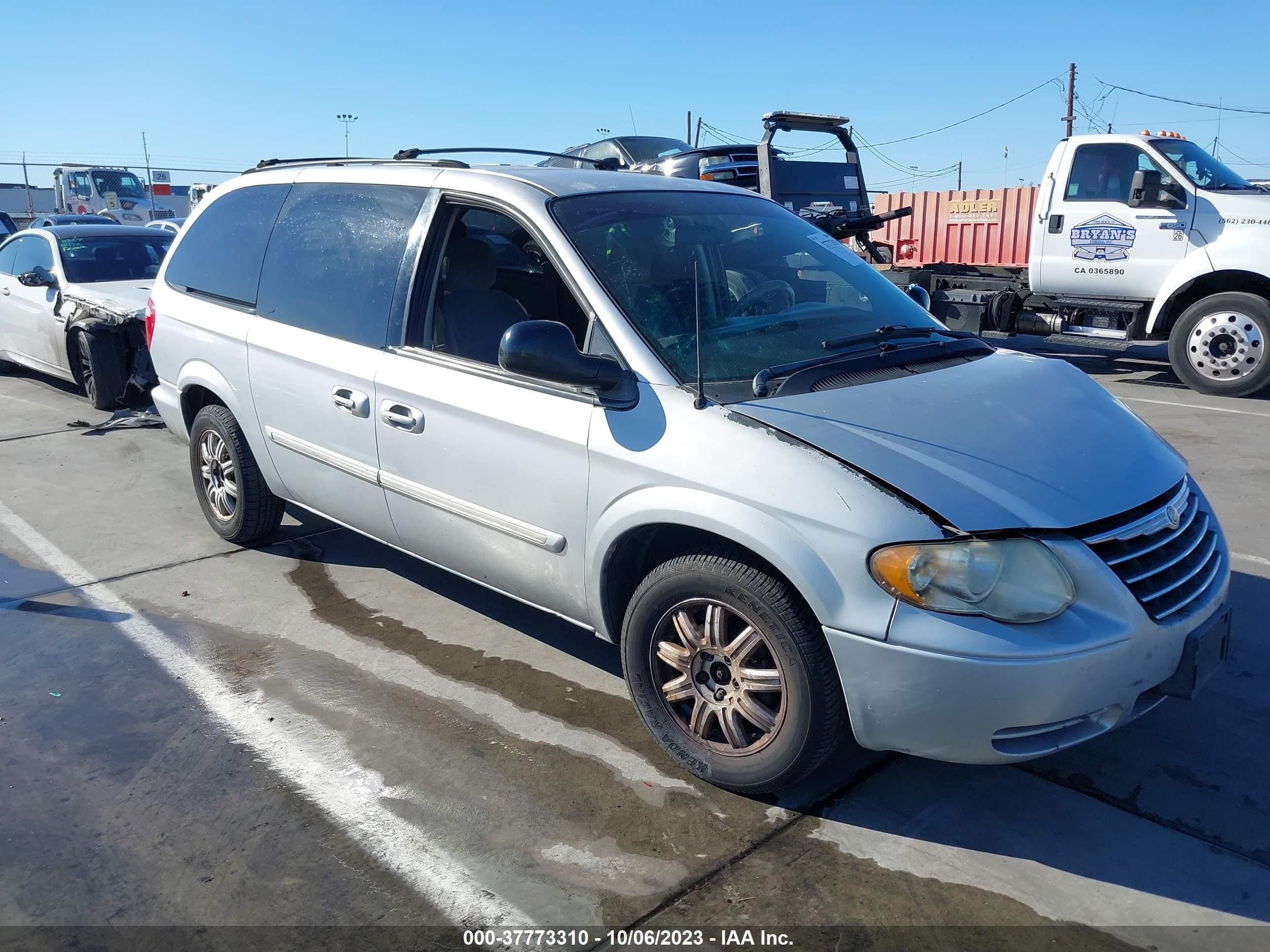 CHRYSLER TOWN & COUNTRY 2007 2a4gp54l77r236215