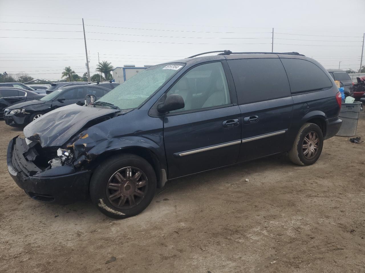 CHRYSLER TOWN & COUNTRY 2007 2a4gp54l77r295586