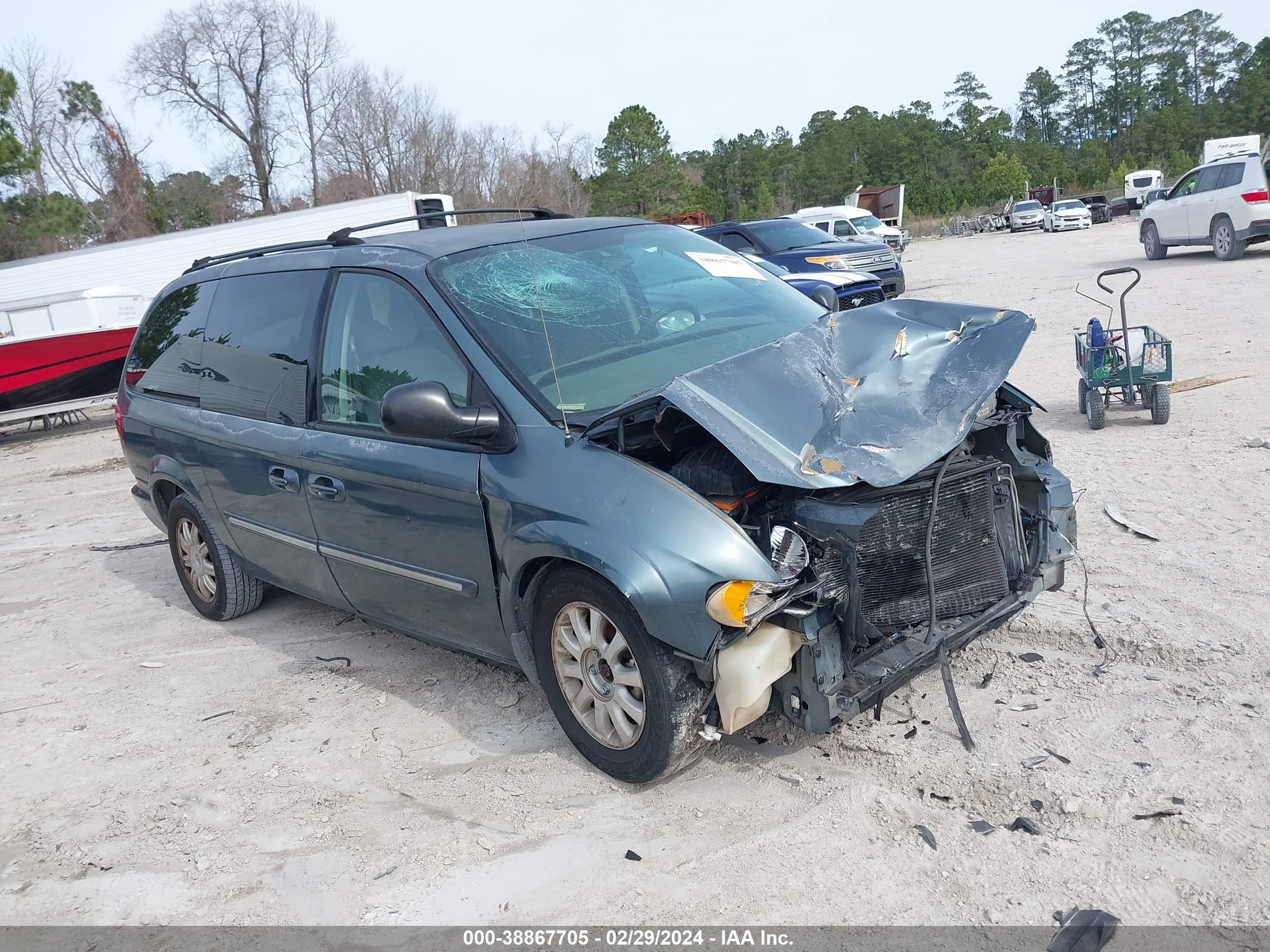 CHRYSLER TOWN & COUNTRY 2006 2a4gp54l86r826244